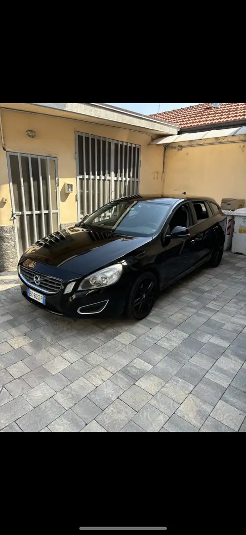 Volvo V60 D4 2.0 ved (d4) Momentum geartronic - 1