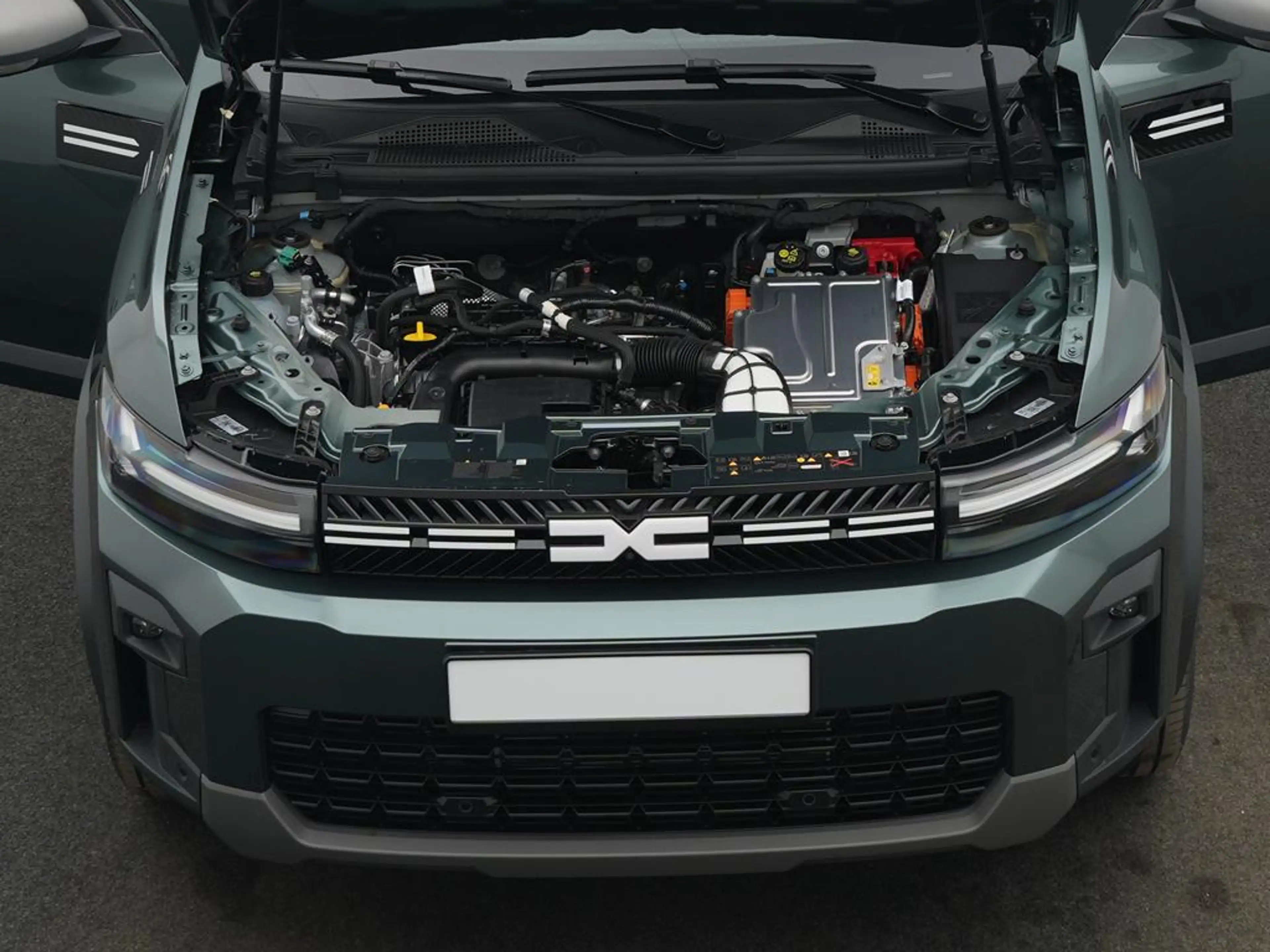 Dacia Bigster Journey Hybrid 155 — photo 5