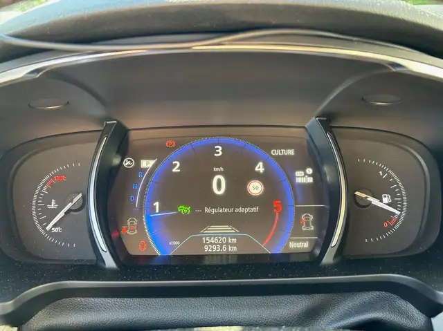 Renault Talisman view 12