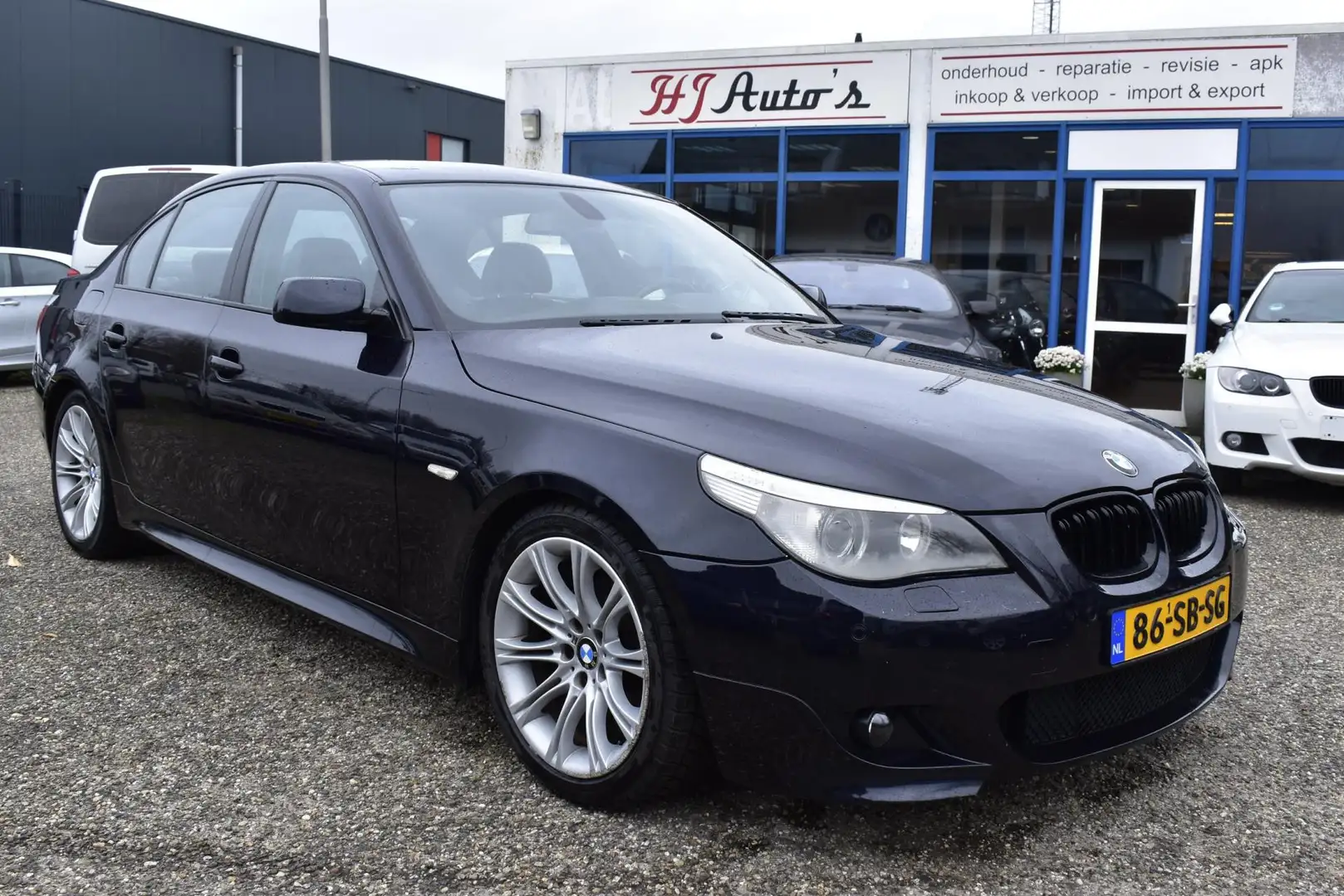 BMW 523 5-serie 523i Executive m sport Černá - 1