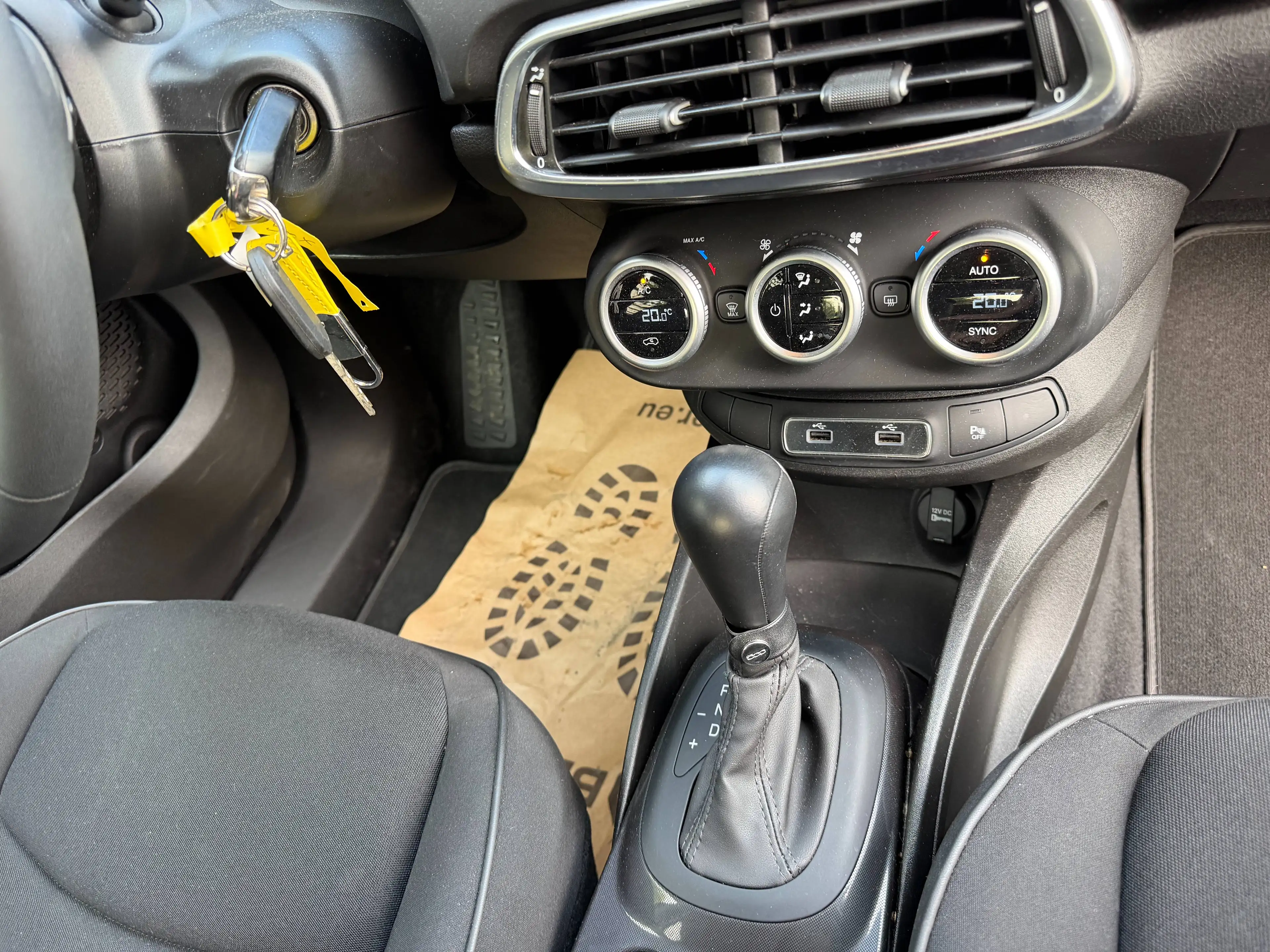 Fiat 500X 1.5 Hybrid+GARANTIE 1 AN+AIRCO+CARPLAY+CAMERA+EURO 6 — photo 10