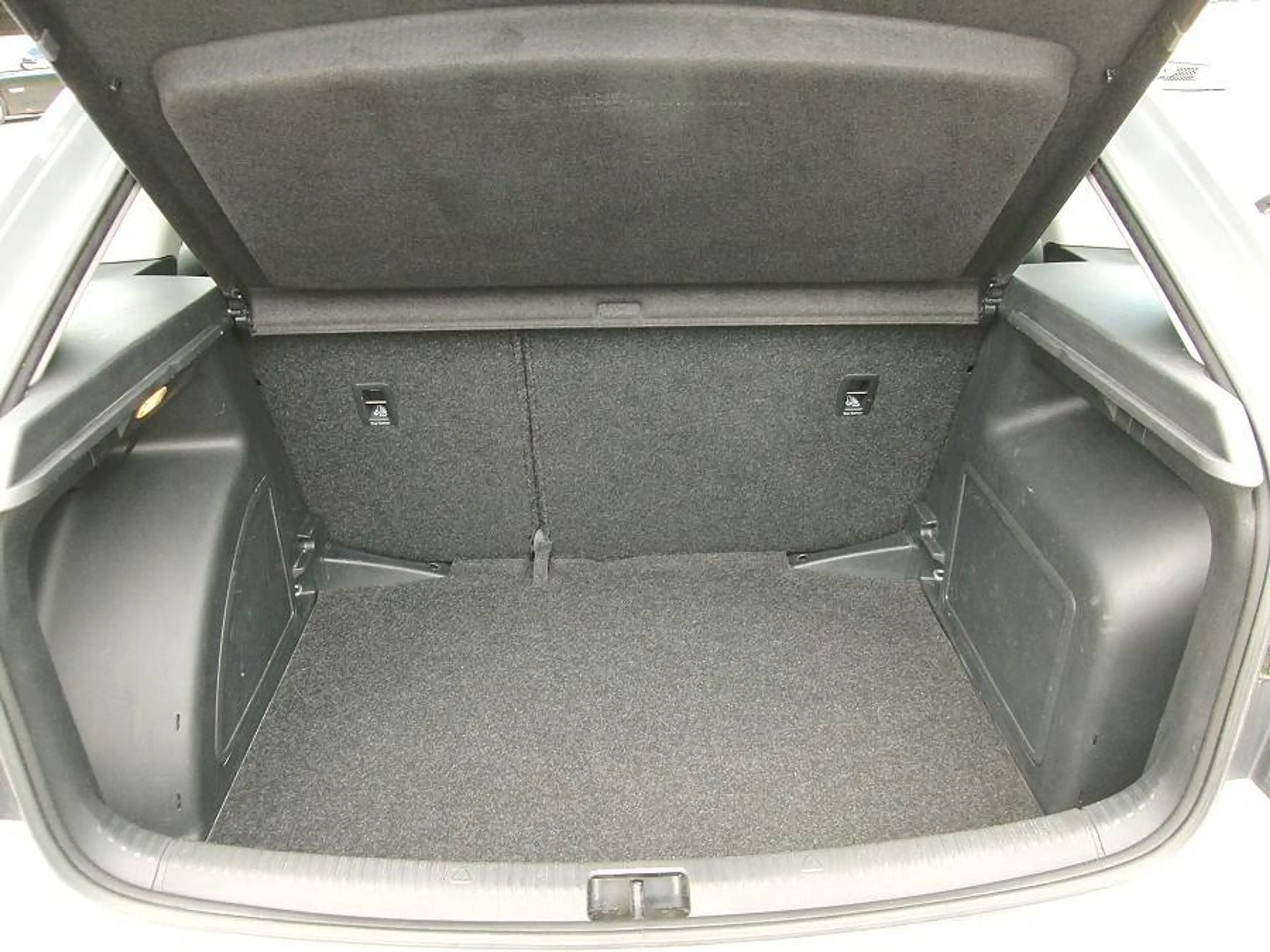 Skoda Rapid/Spaceback 1.0 TSI Klima — photo 9