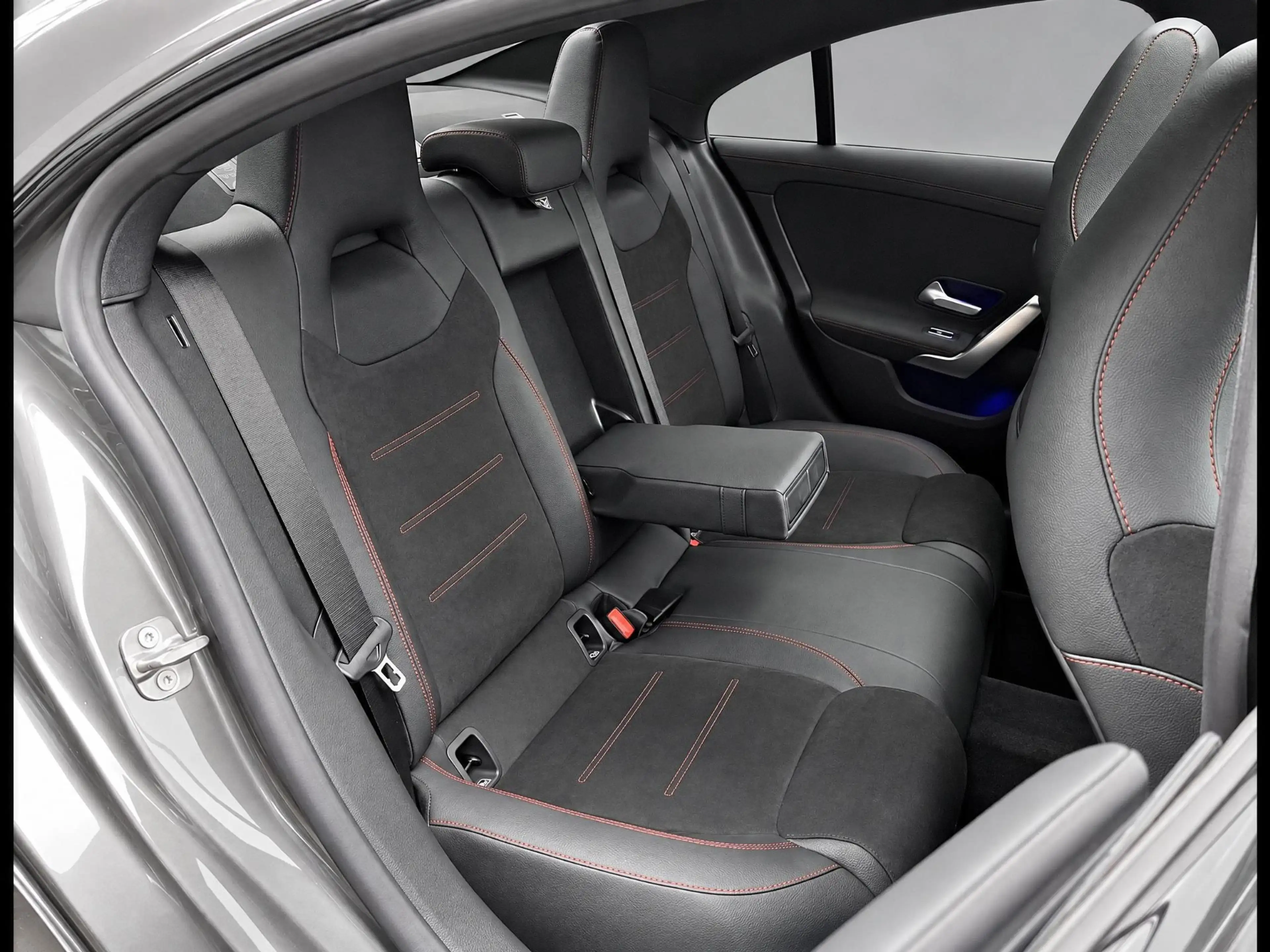 Mercedes-Benz CLA 180 Star Edition AMG | Night Pakket | Panoramadak | DI — photo 11