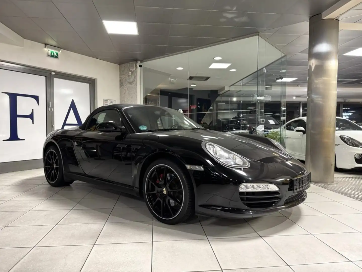 Porsche Boxster (987) 3.4 S BLACK EDITION 320CV BV6 Zwart - 2