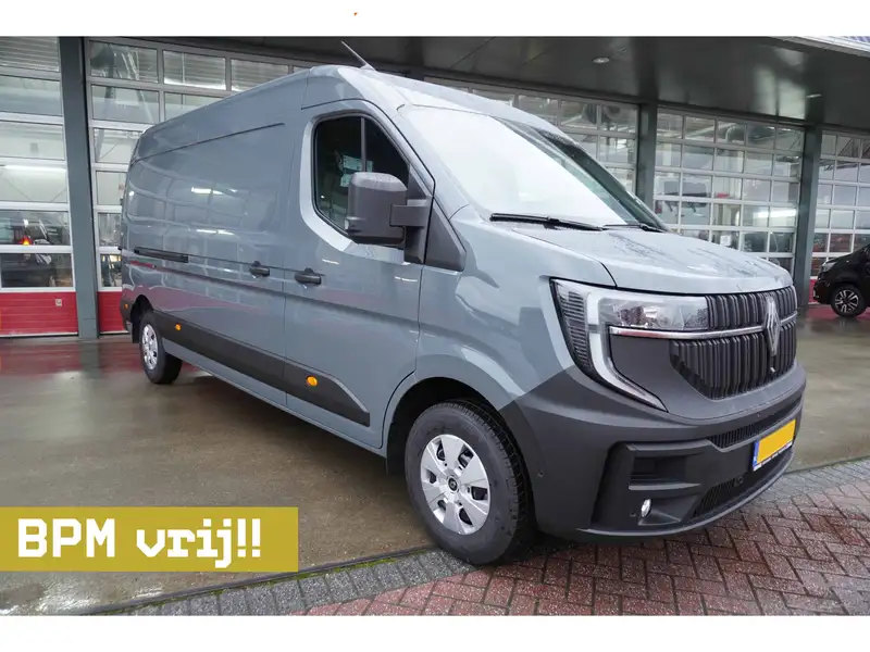 RENAULT Master