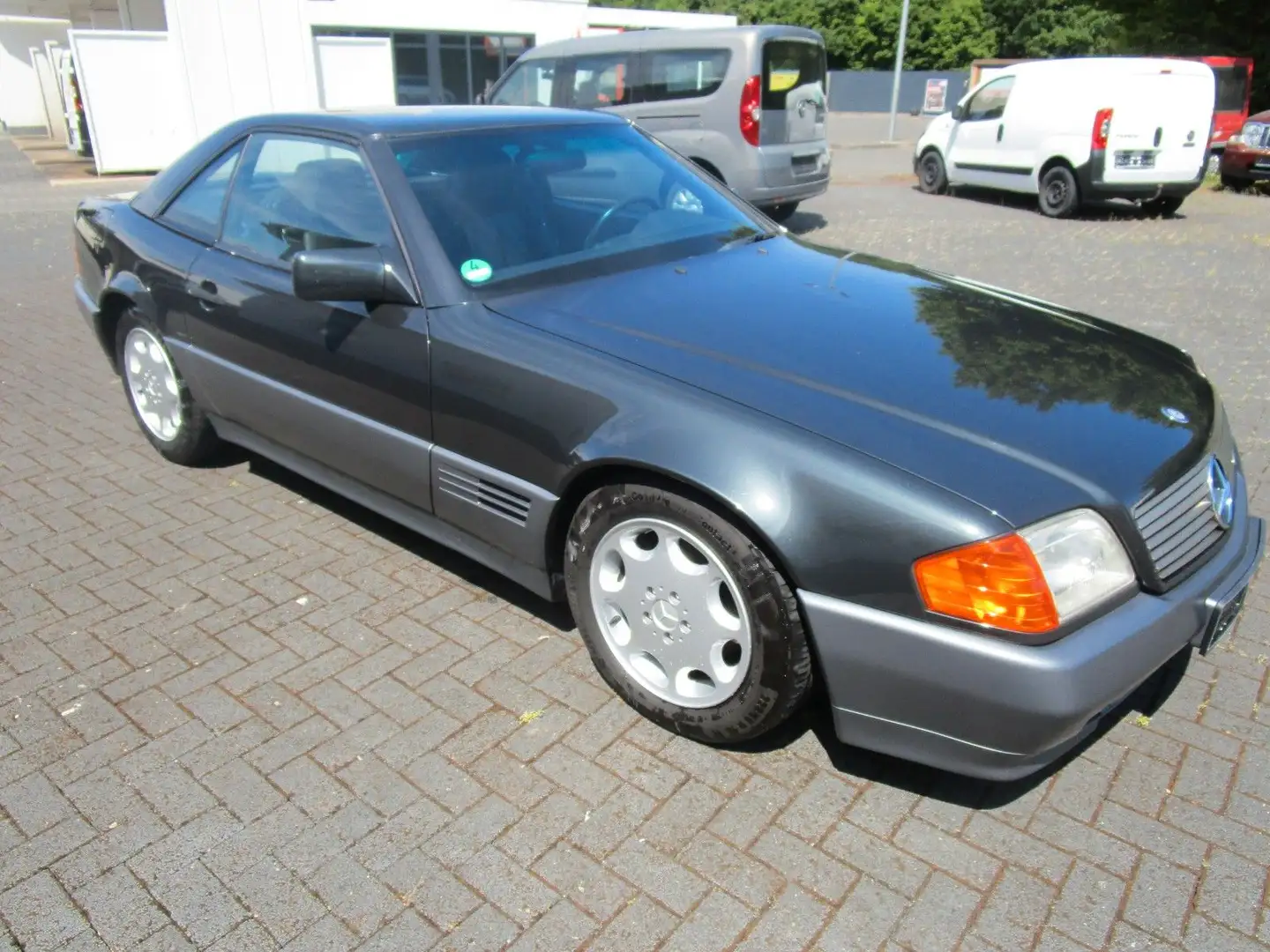 Mercedes-Benz SL 500 SL 500 Deutsches Fahrzeug H-Kennzeichen Schwarz - 1