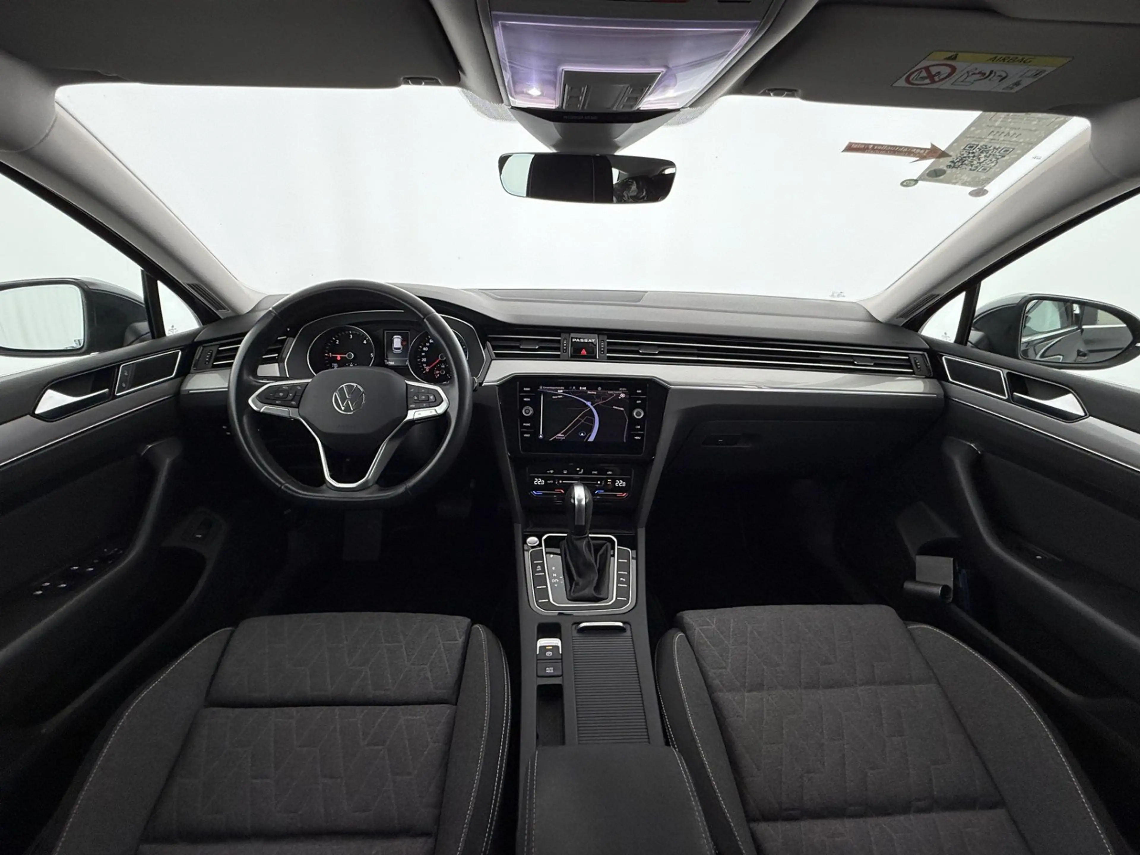 Volkswagen Passat Variant 2.0 TDI Business Aut MATRIX RADAR — photo 14