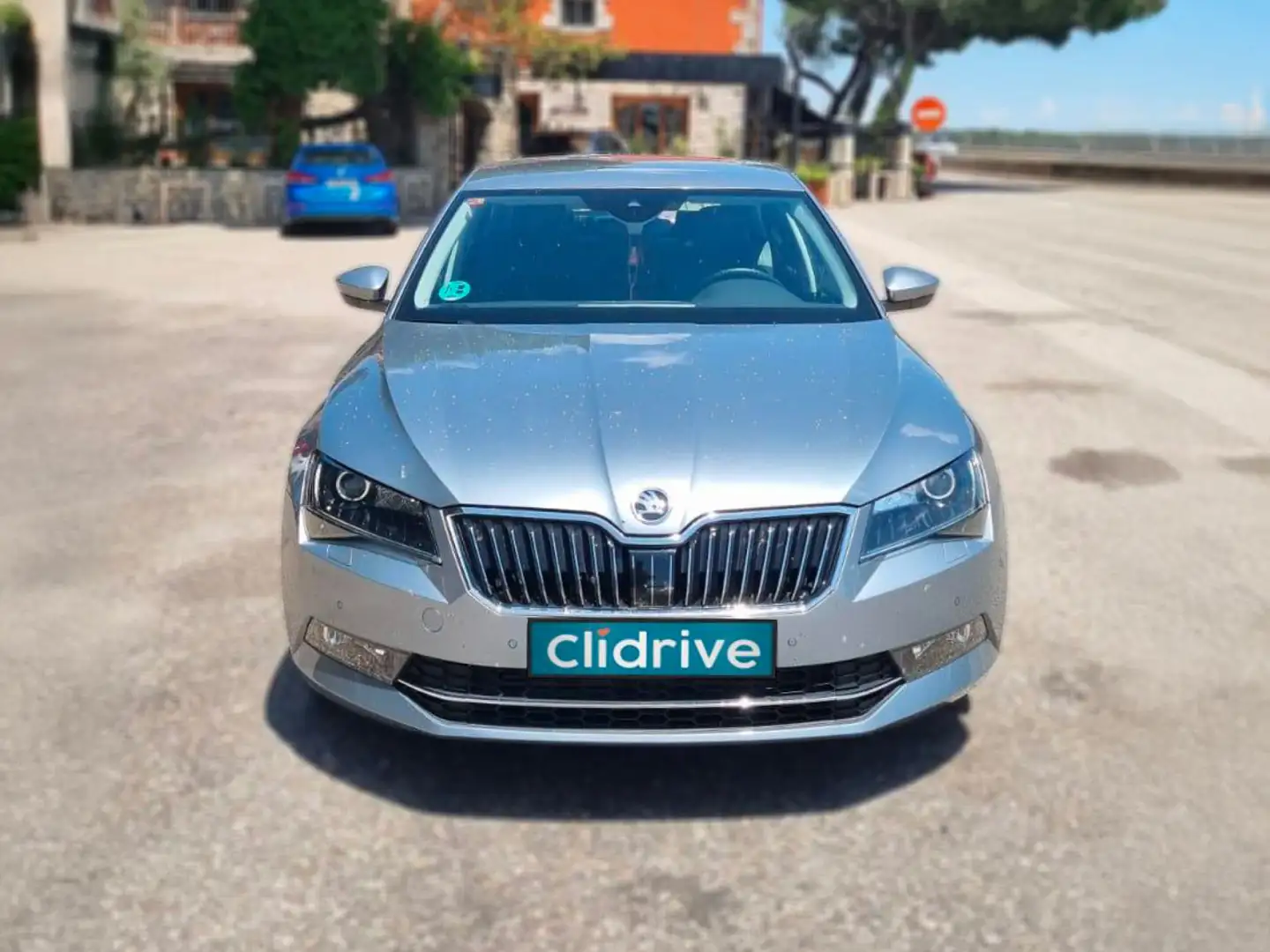 Skoda Superb 2.0TDI L&K 110kW Gris - 2