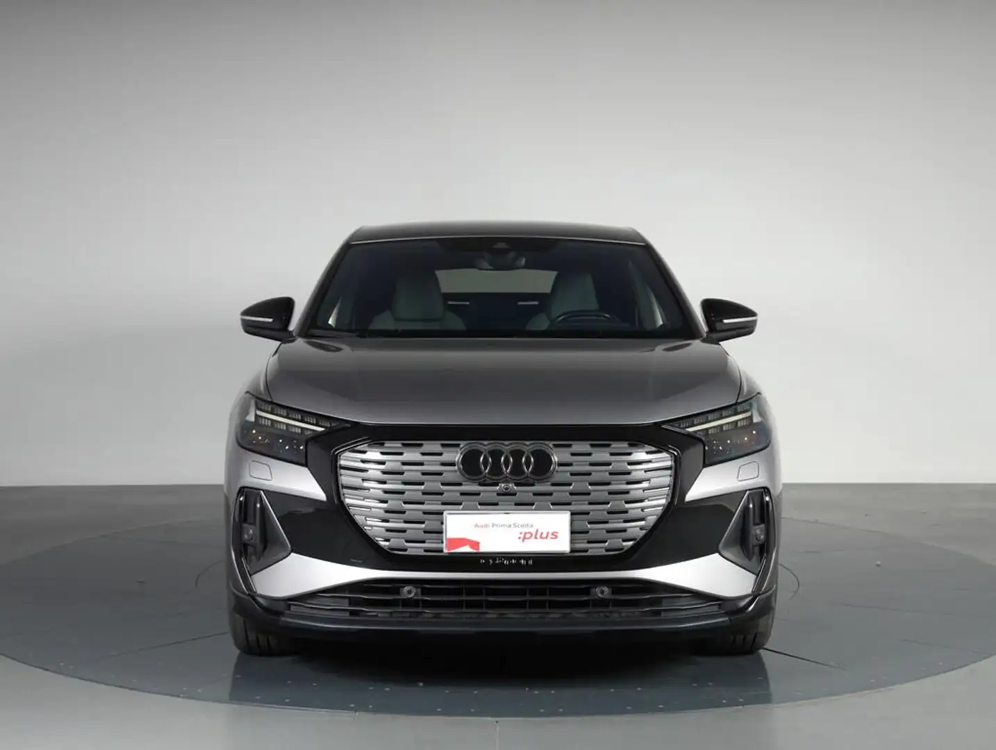 Audi Q4 e-tron 50 S line edition quattro Gri - 2