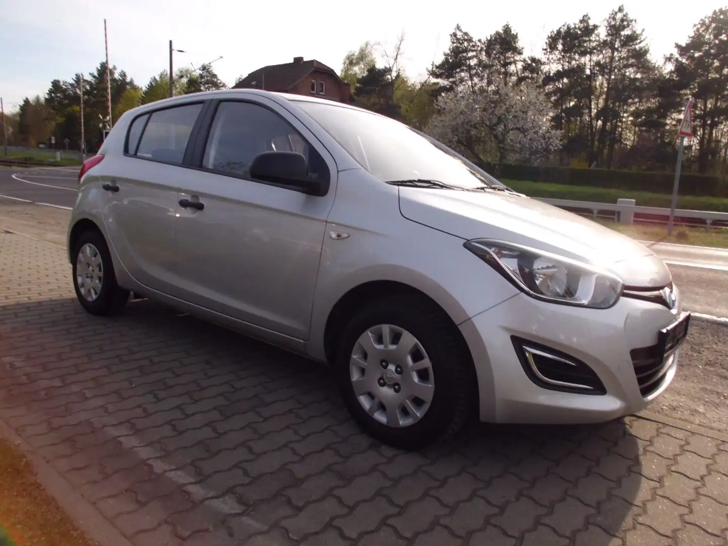 Hyundai i20 FIFA World Cup Edition Srebrny - 2