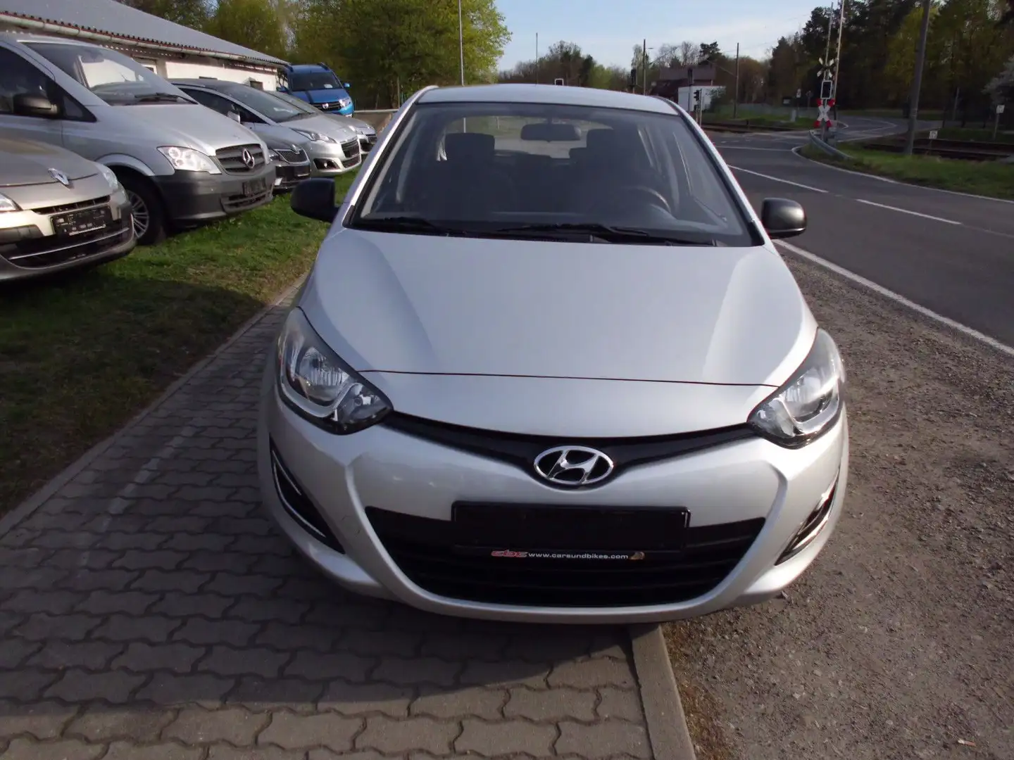Hyundai i20 FIFA World Cup Edition Srebrny - 1