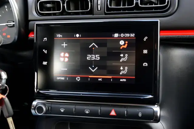 Citroen C3 view 16