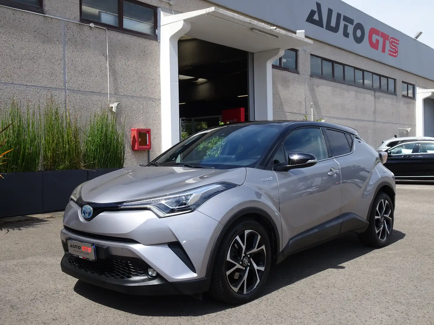 Toyota C-HR C-HR 1.8h Style 2wd e-cvt Grigio - 1