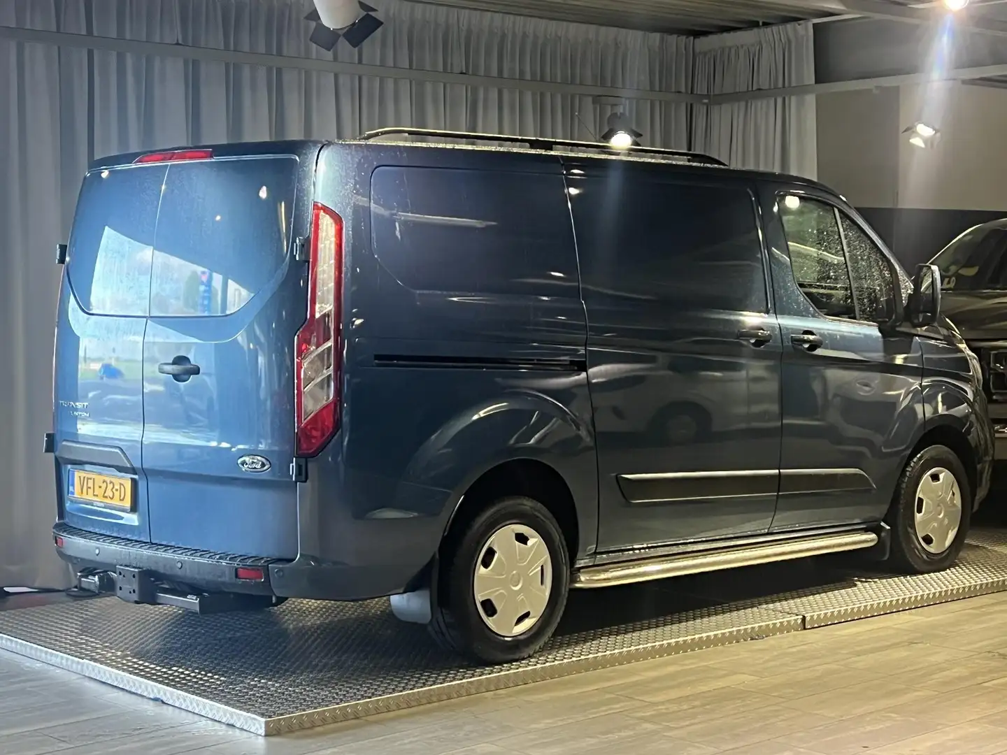 Ford Transit Custom 280 2.0 TDCI L1H1 Trend Dubbele schuifdeur Blauw - 2