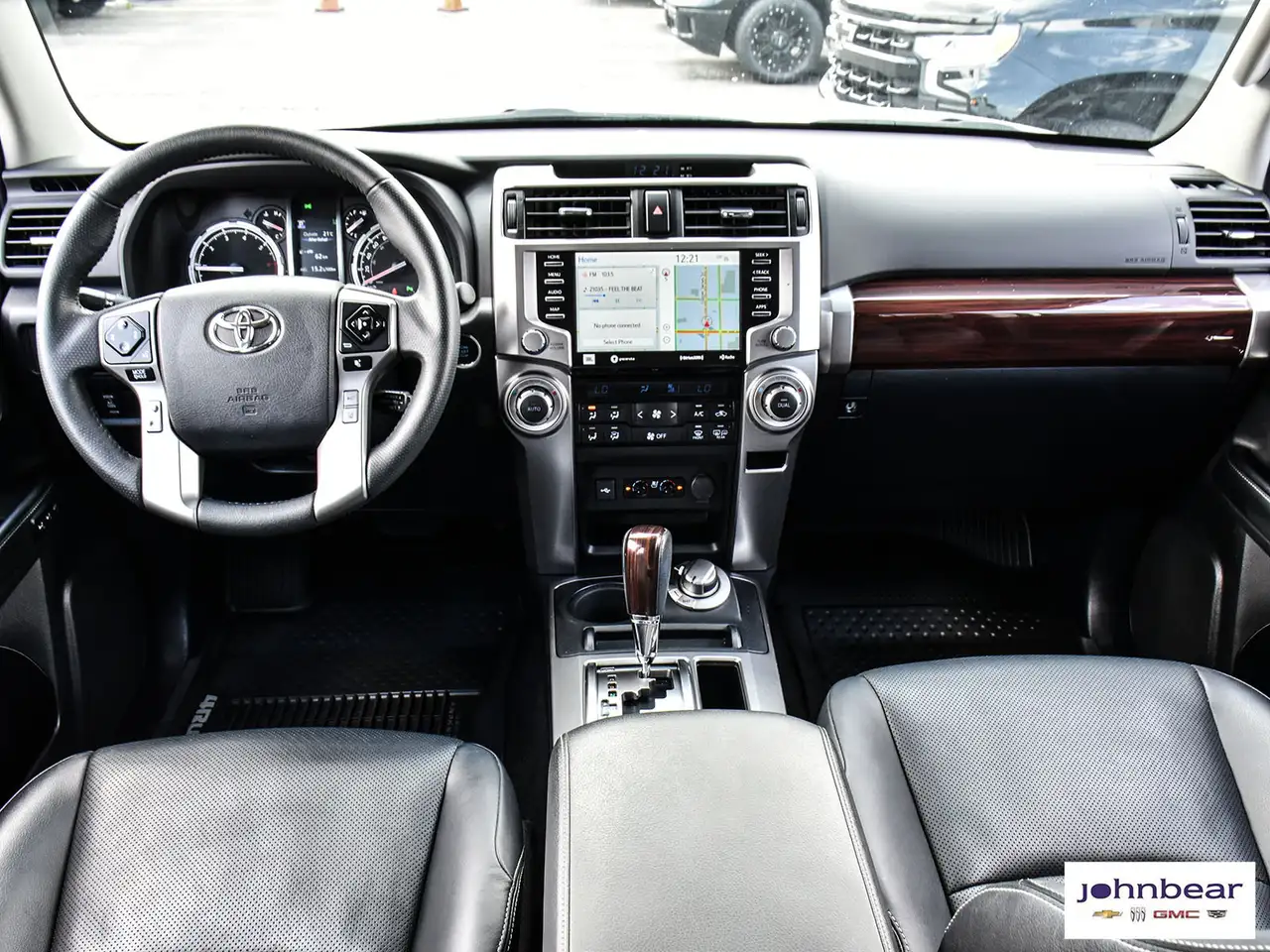 Toyota 4-Runner снимка Toyota 4-Runner
