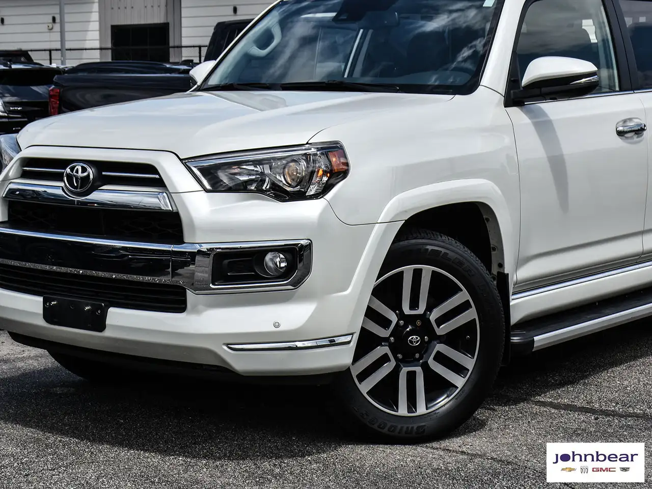 Toyota 4-Runner снимка Toyota 4-Runner