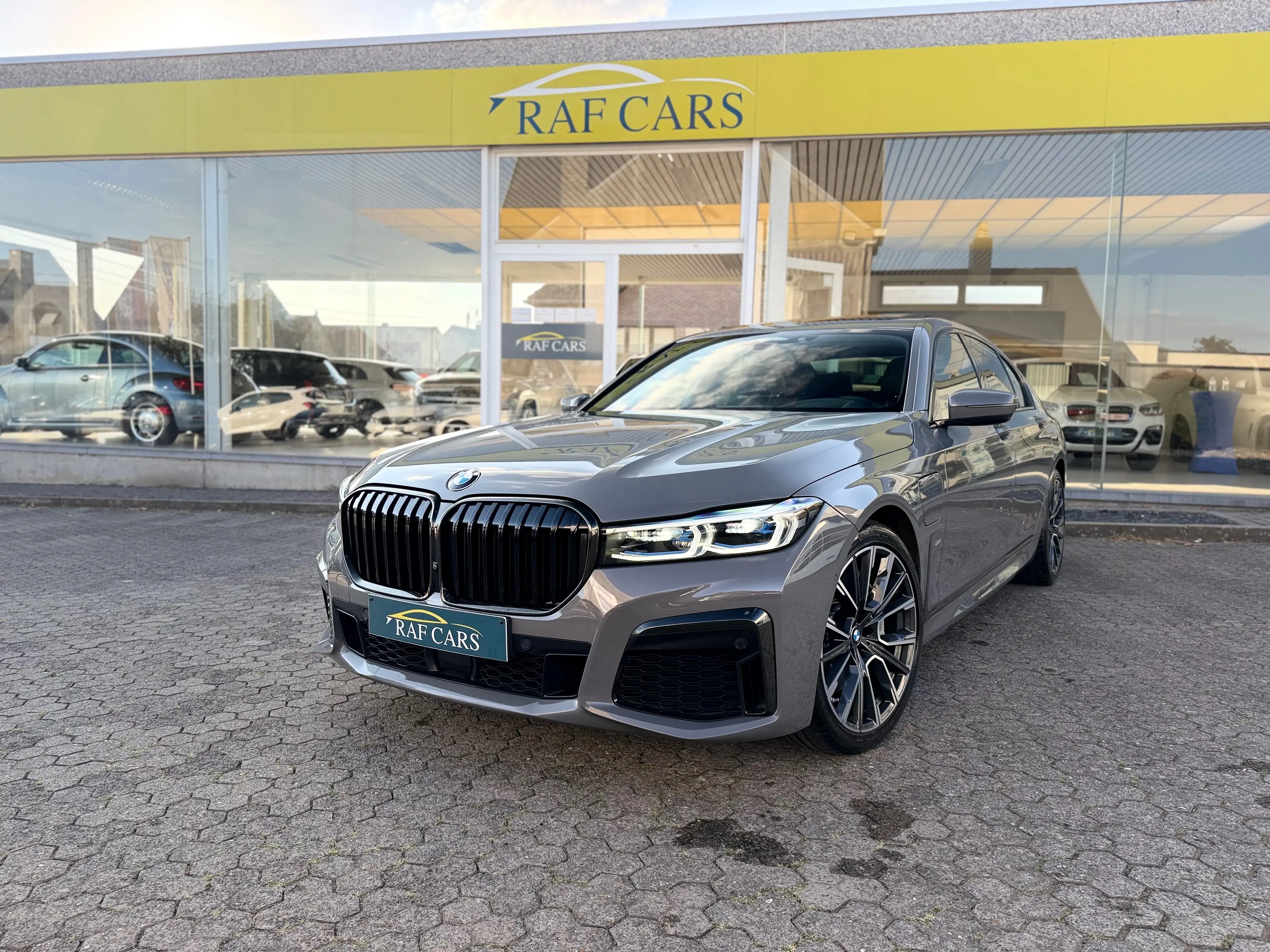 BMW 745 Long 745eASL PHEV M SPORT FULL OPTION! - GARANTIE - CARPASS - TOPSTAAT! - — photo 3
