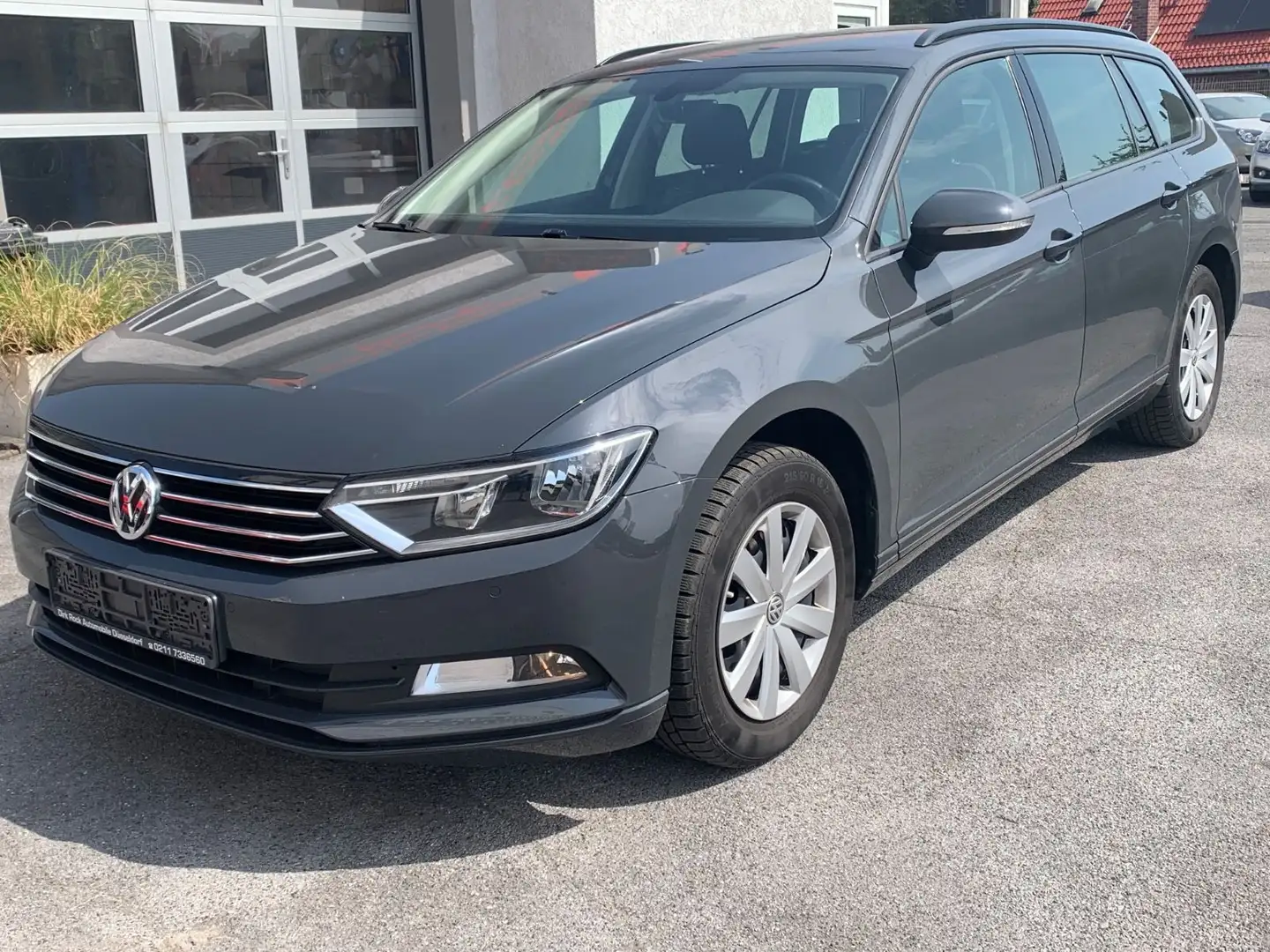 Volkswagen Passat Variant Trendline BMT/Start-Stopp Grau - 1