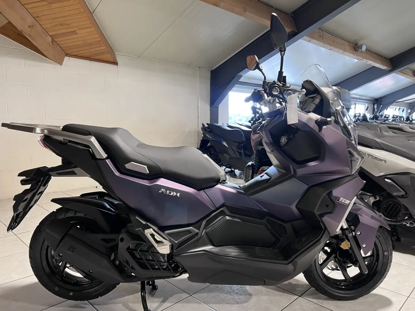 SYM ADX 125 Paars - 1