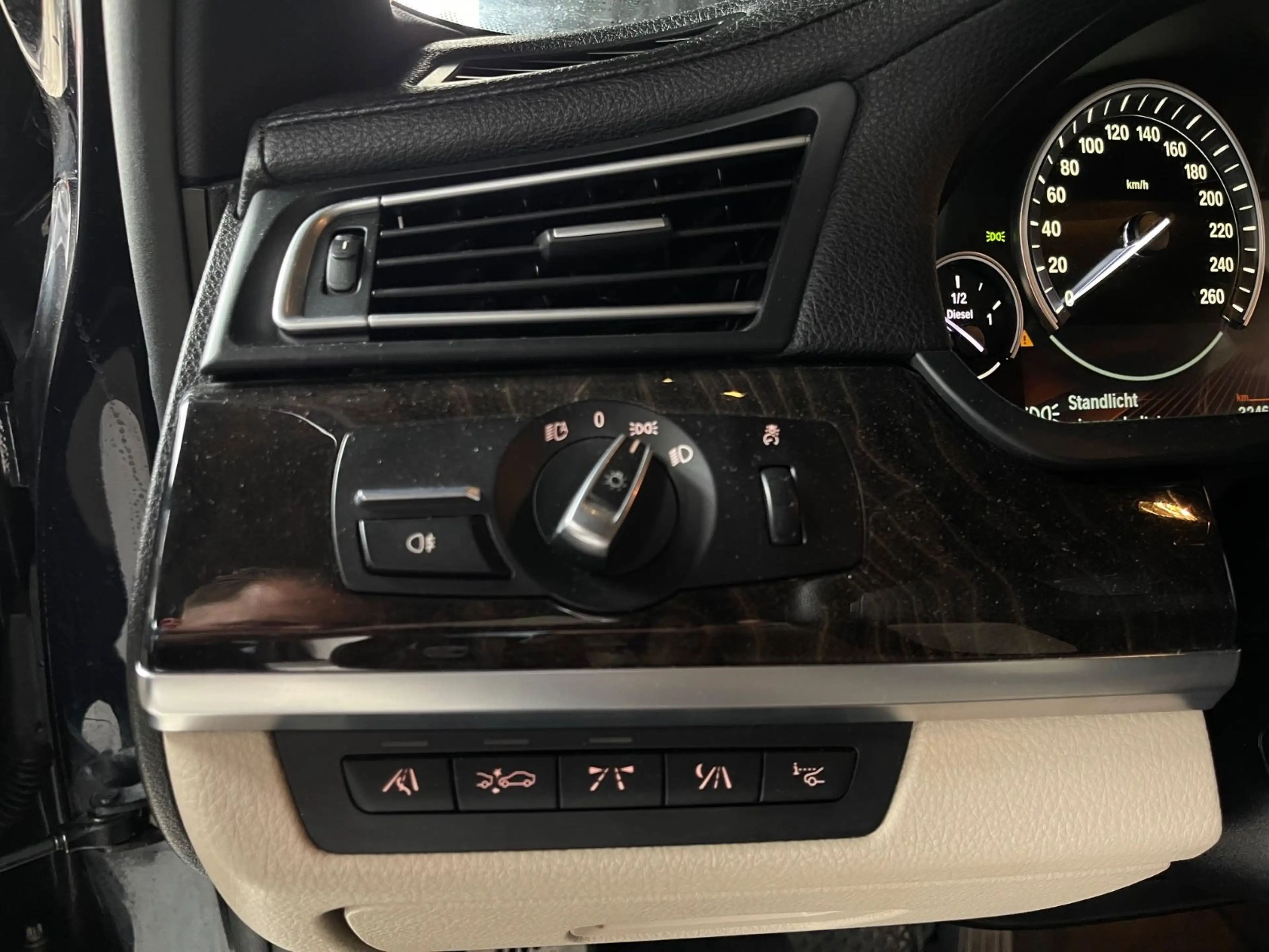 BMW 740 d Langversion | 306 PS | Massage | — photo 9