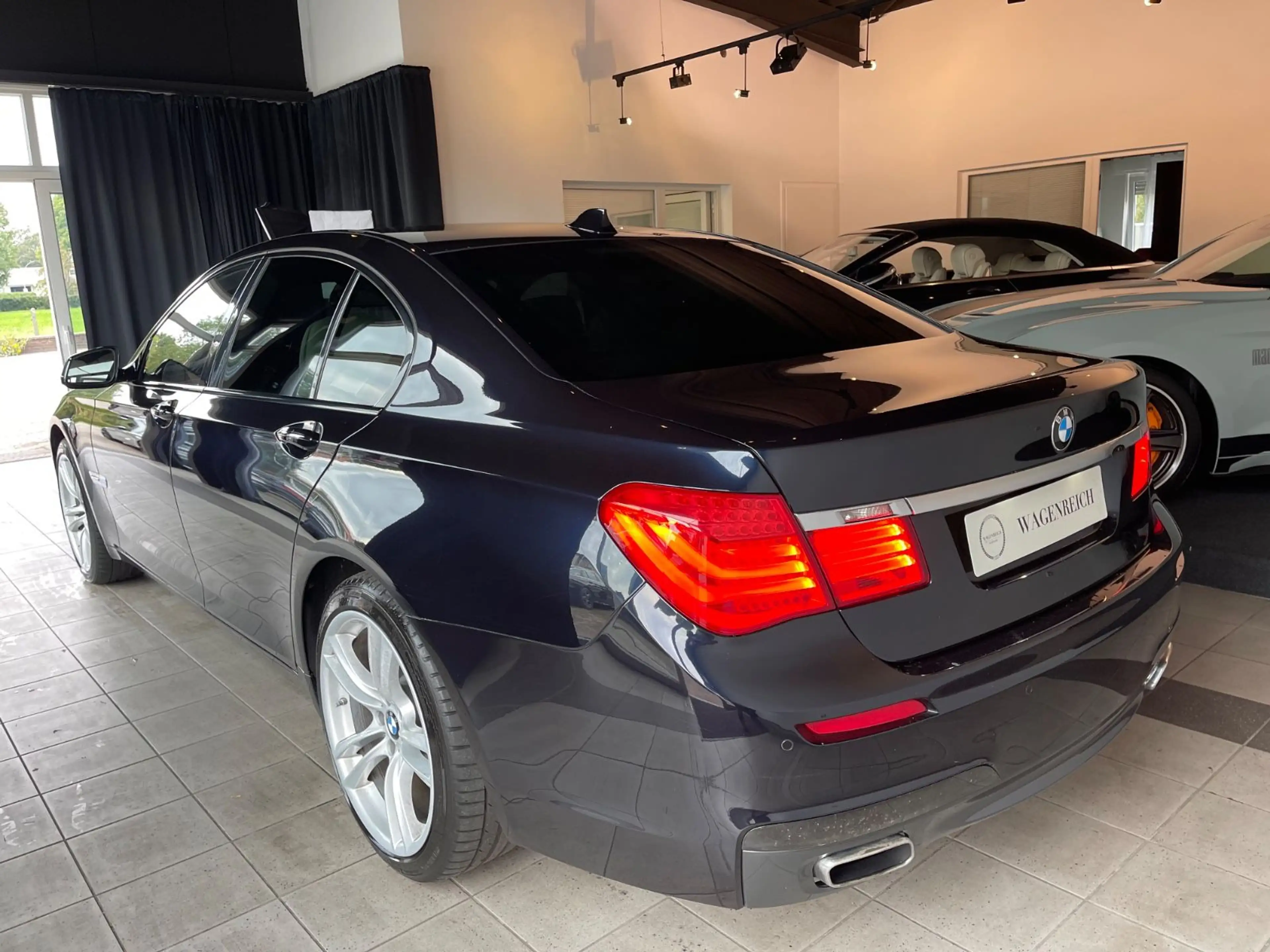 BMW 740 d Langversion | 306 PS | Massage | — photo 5