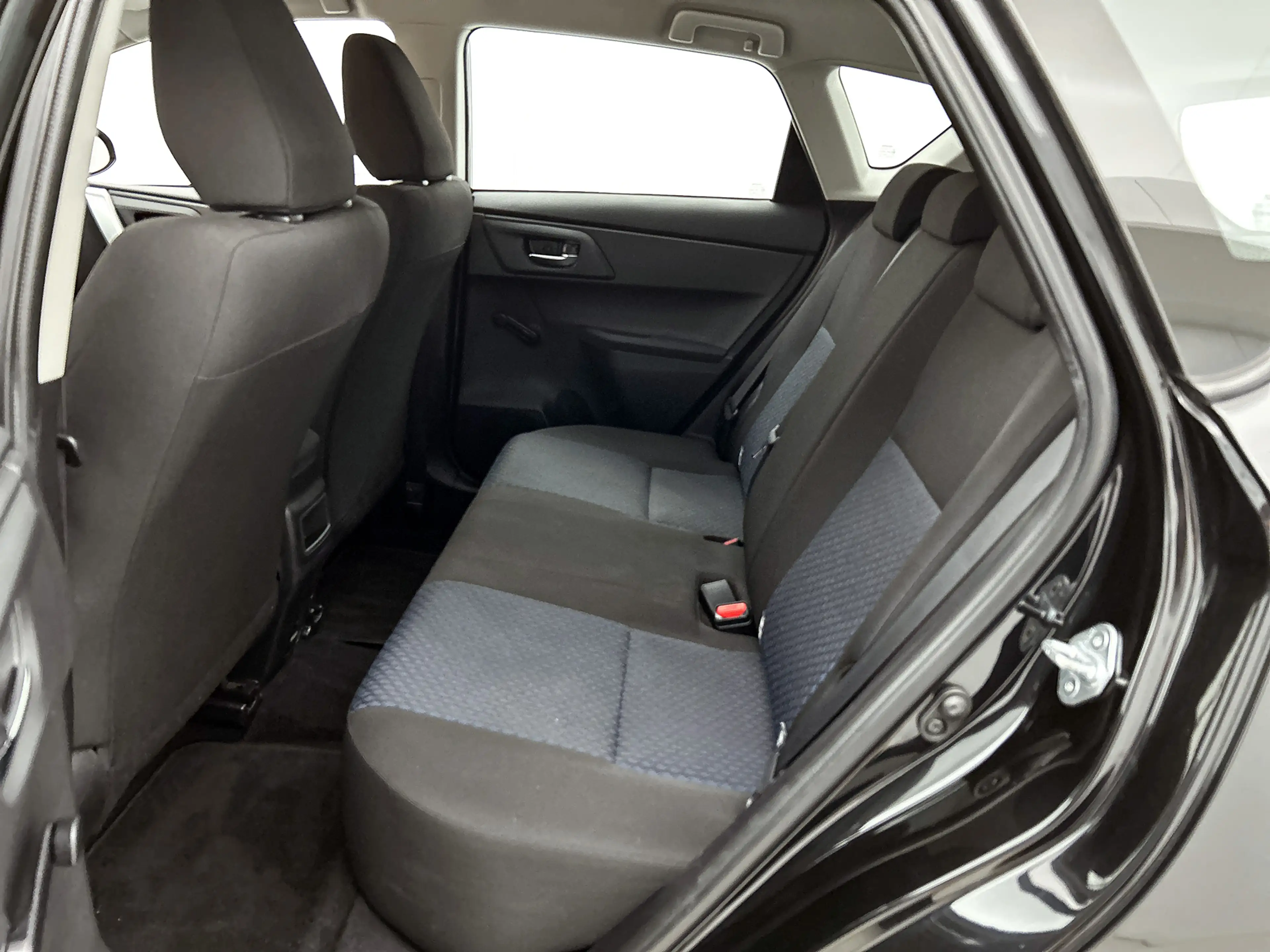 Toyota Auris 1.3 Now | NL dealeronderhouden | — photo 15