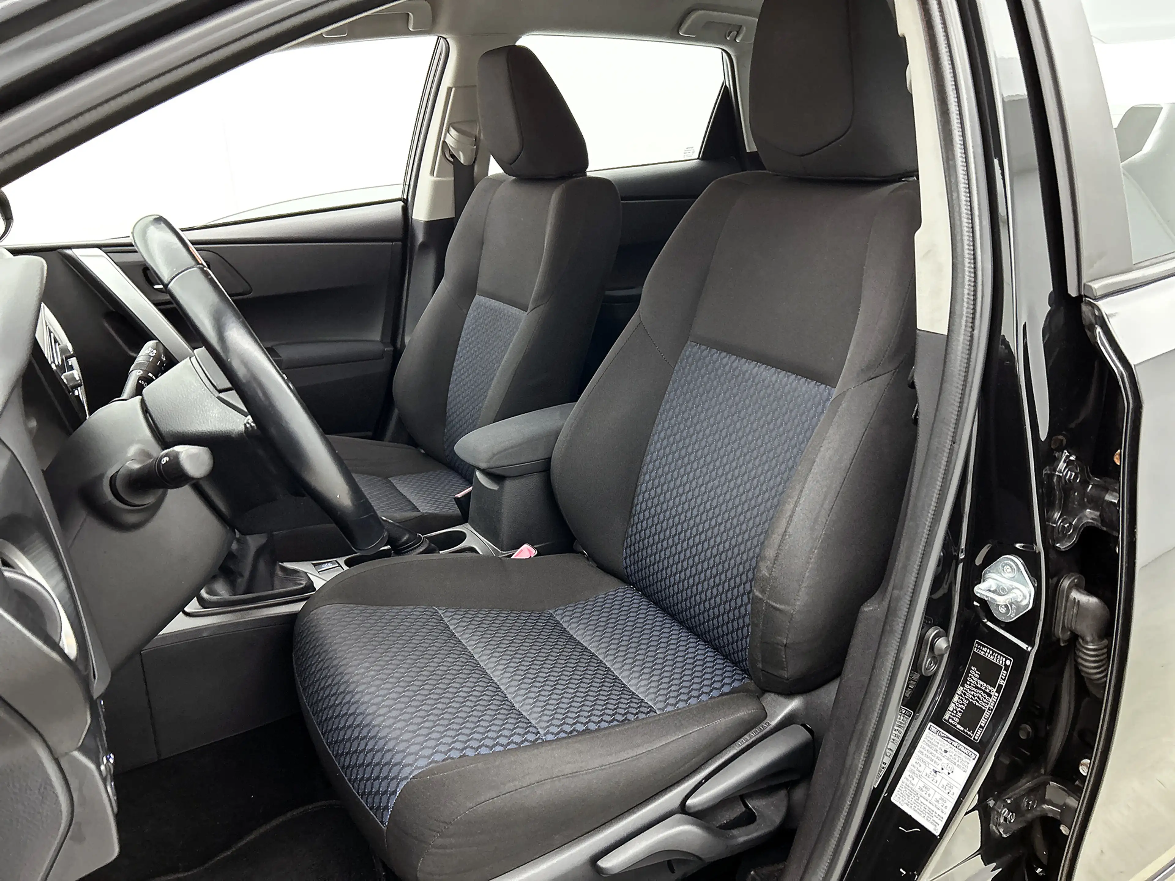 Toyota Auris 1.3 Now | NL dealeronderhouden | — photo 14
