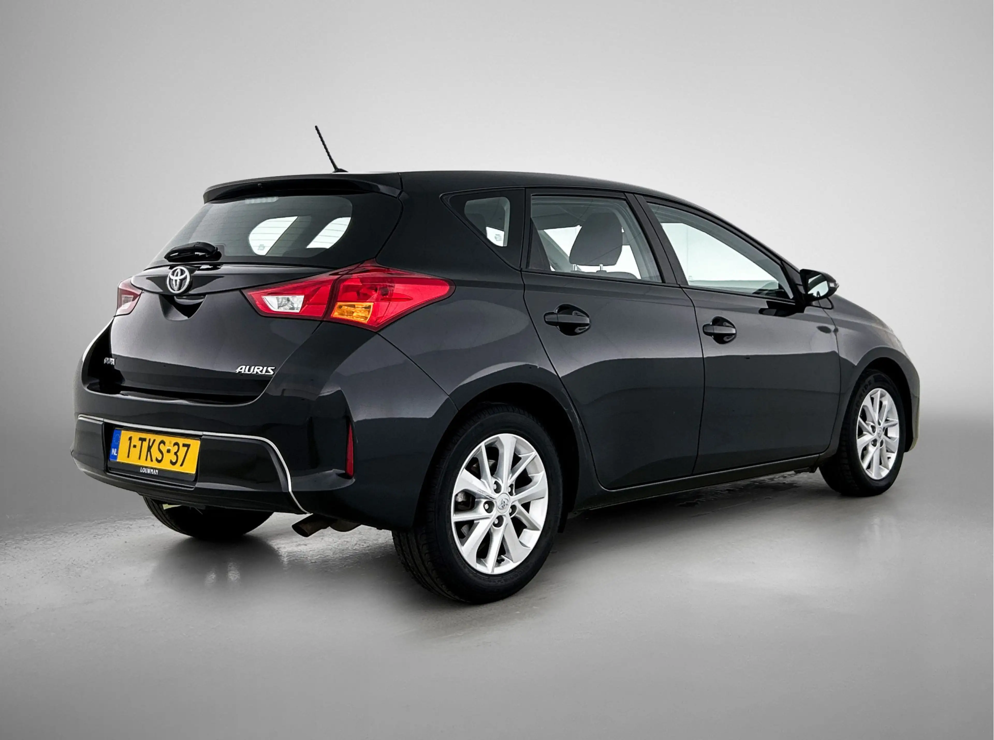 Toyota Auris 1.3 Now | NL dealeronderhouden | — photo 2
