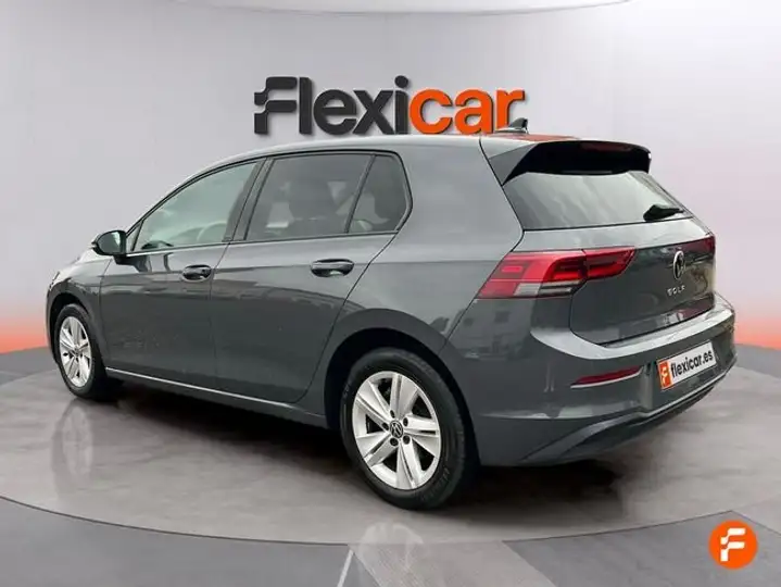 Volkswagen Golf 8 2.0 TDI 2023, foto 3