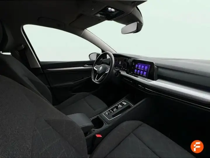 Volkswagen Golf 8 2.0 TDI 2023, foto 11