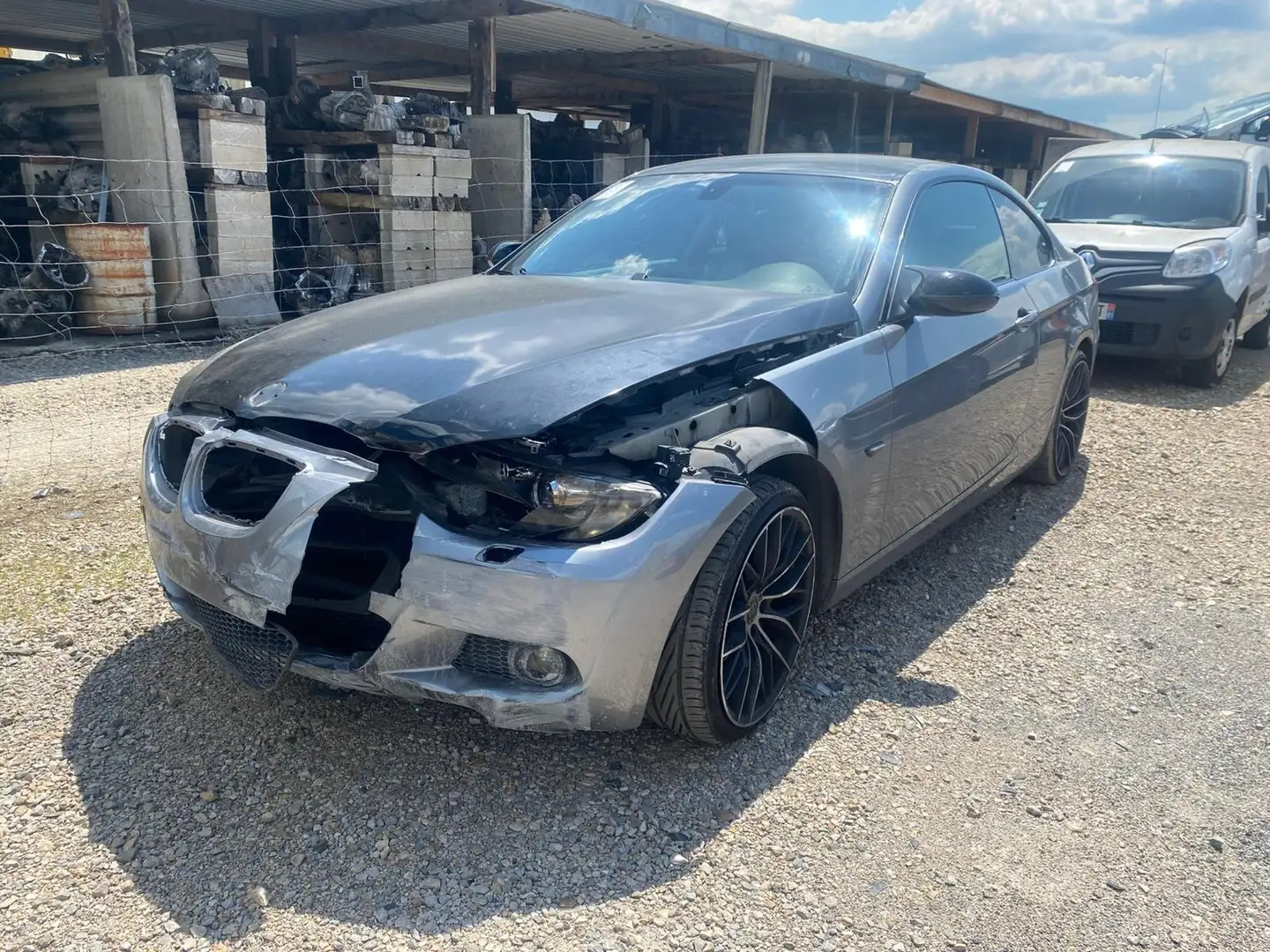 BMW 320 Série 3 330d 231 coupé / CE283 Noir - 2