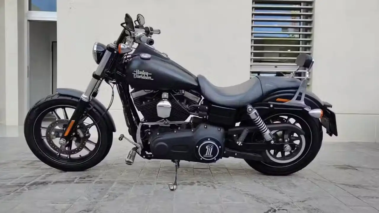 Harley-Davidson Dyna Street Bob