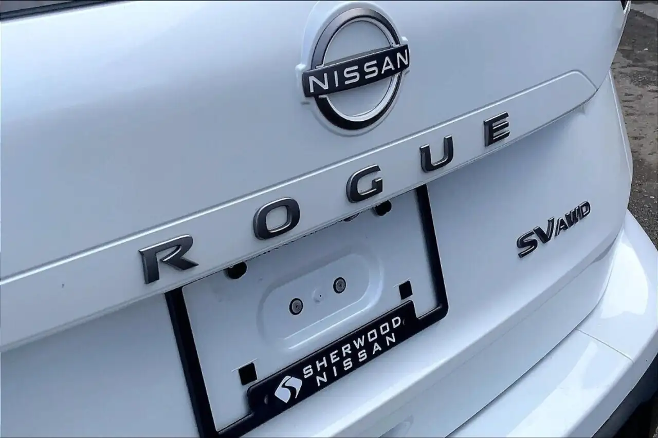 Nissan Rogue снимка Nissan Rogue