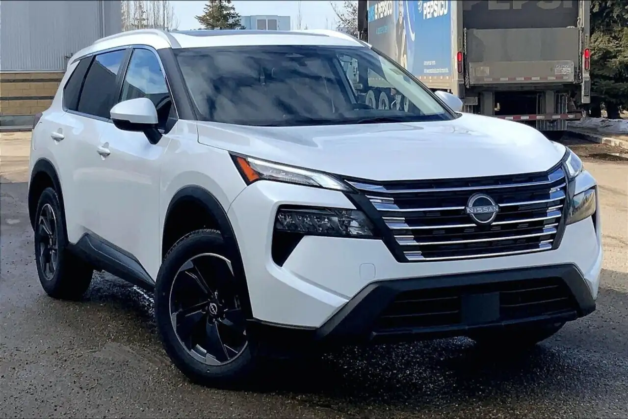Nissan Rogue снимка Nissan Rogue
