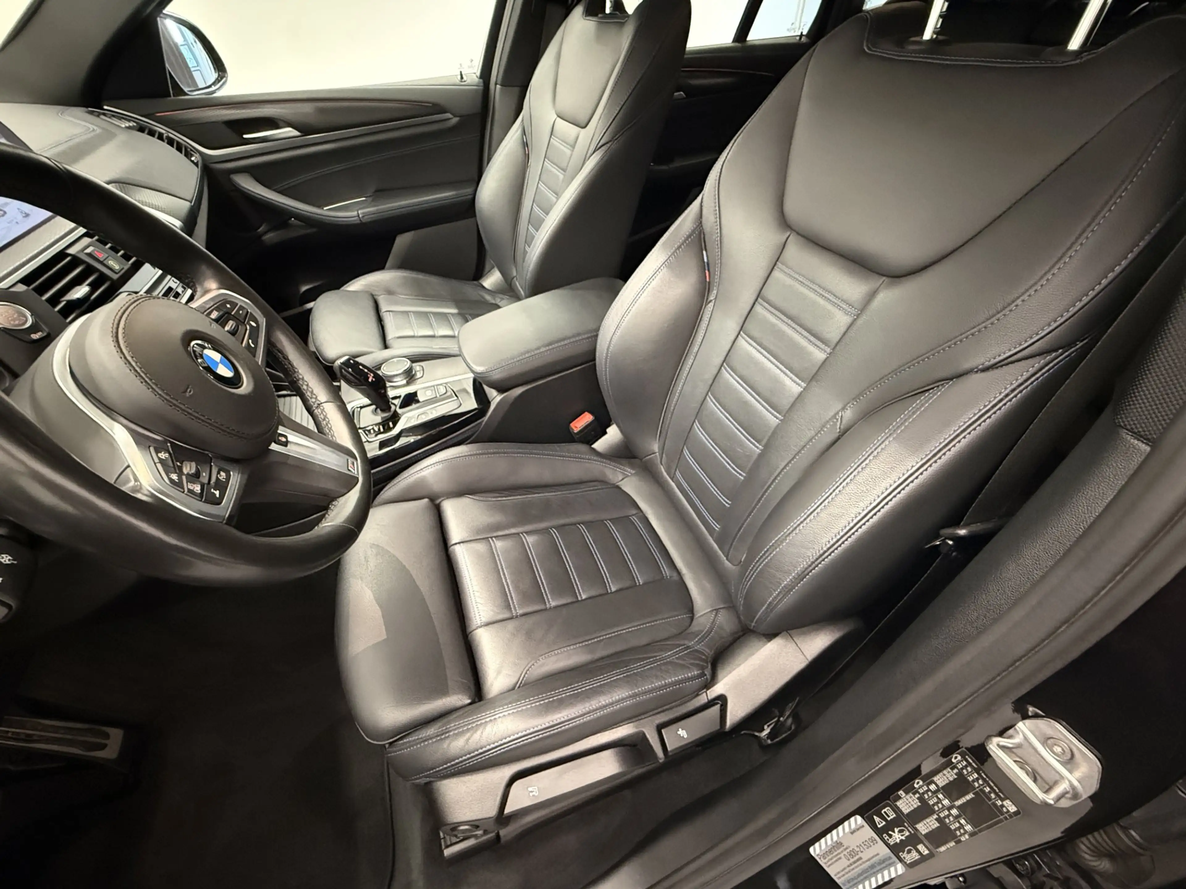 BMW X4 xDrive 30d M Sport — photo 12