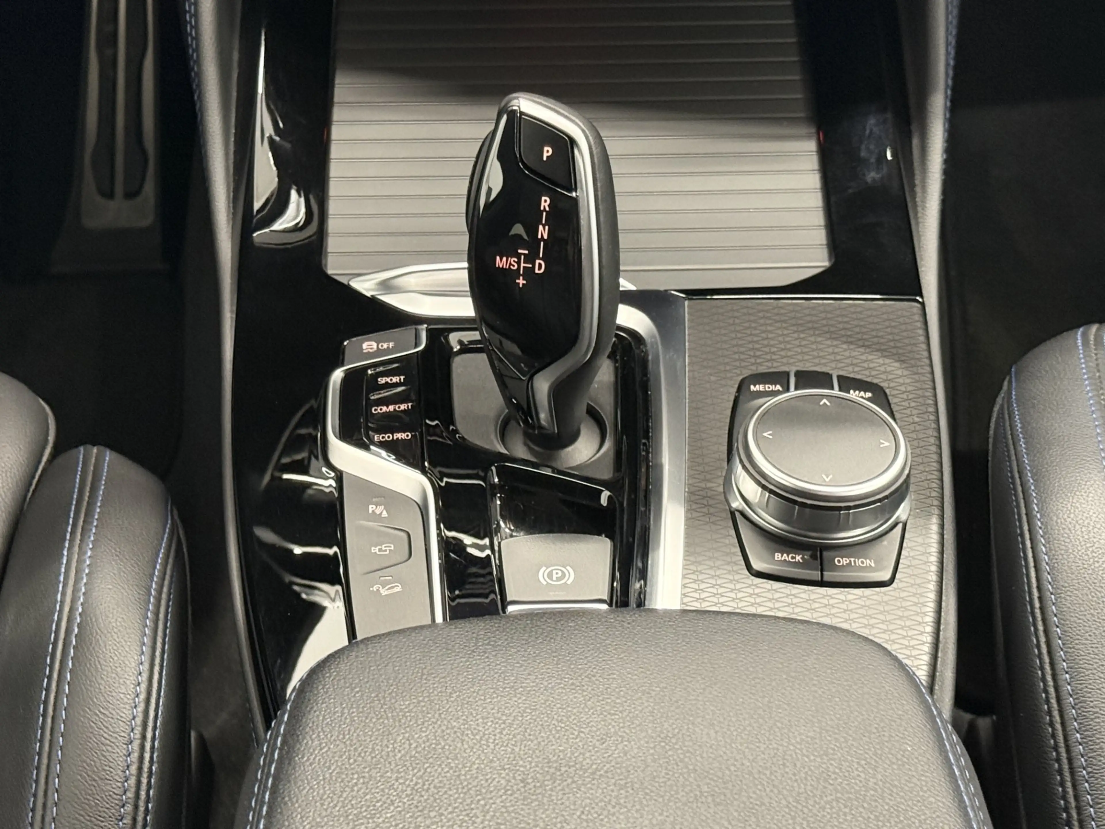 BMW X4 xDrive 30d M Sport — photo 11