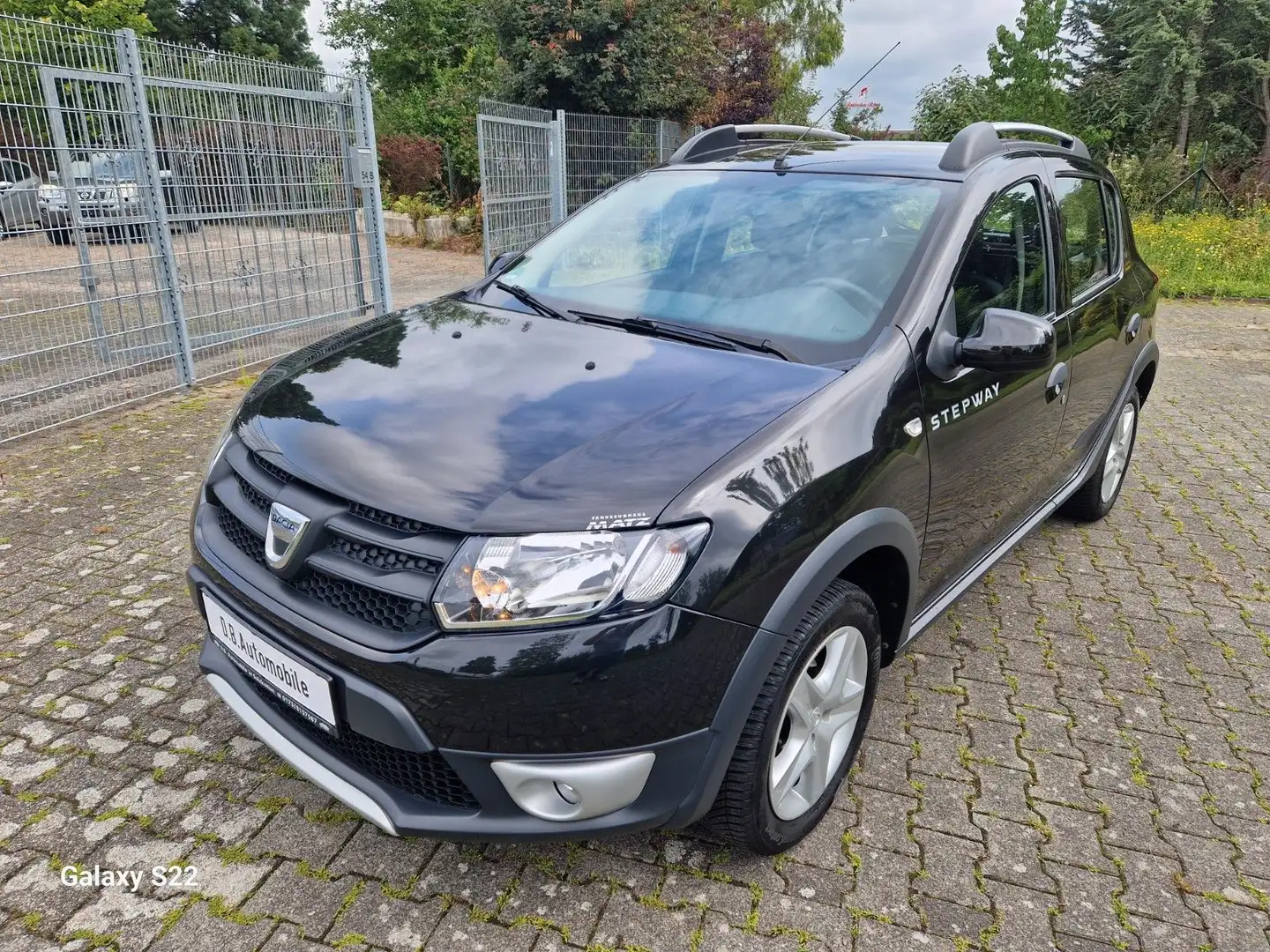 Dacia Sandero II Stepway Ambiance 1.Hd AHK Klima BT Noir - 1