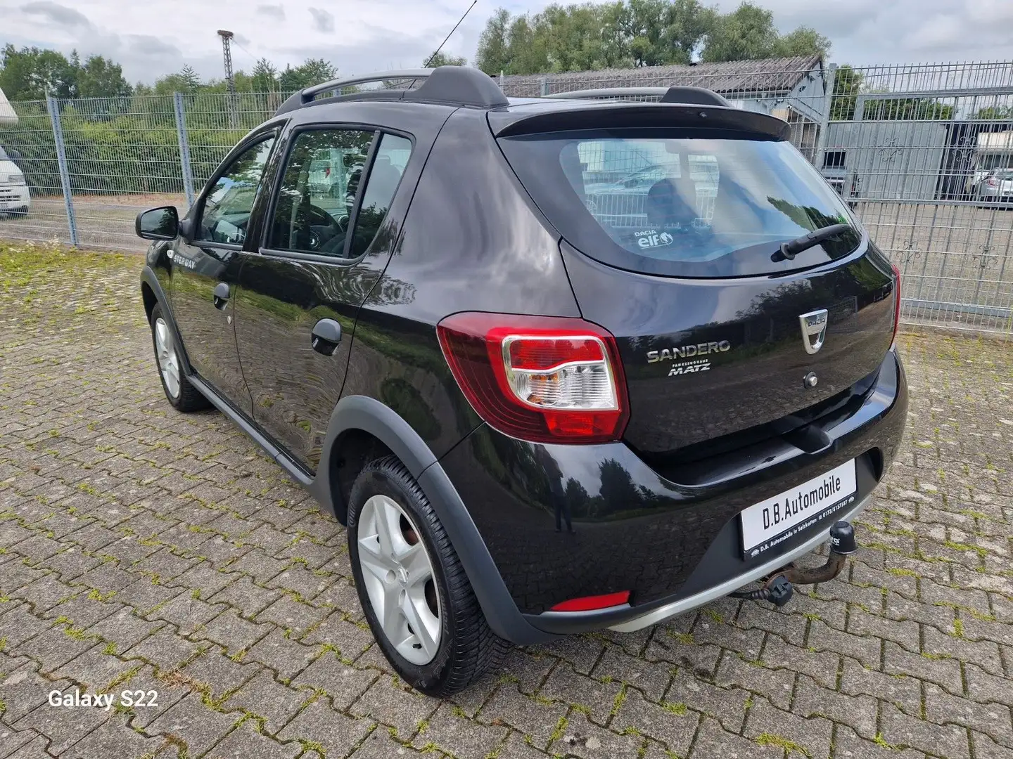 Dacia Sandero II Stepway Ambiance 1.Hd AHK Klima BT Noir - 2