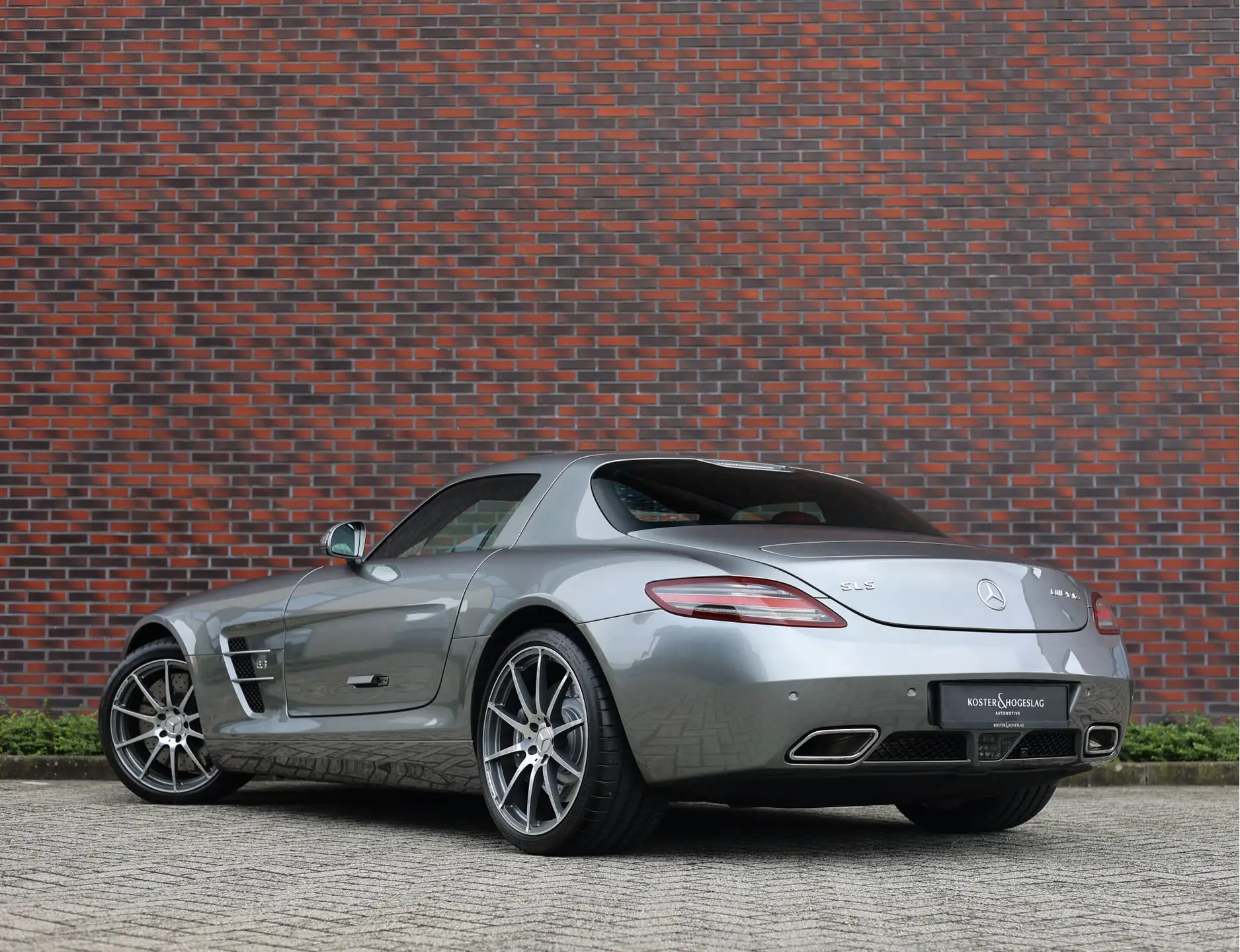 벤츠 SLS AMG 2010 회색 사진 2