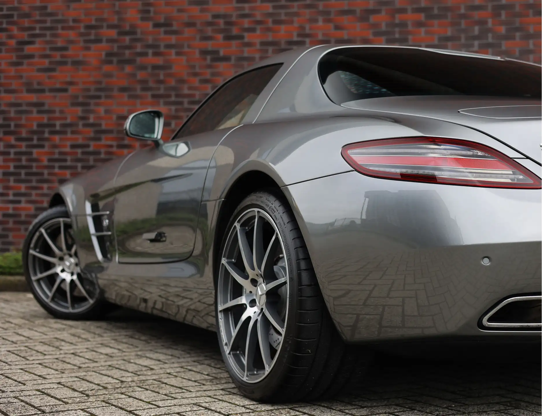 벤츠 SLS AMG 2010 회색 사진 5