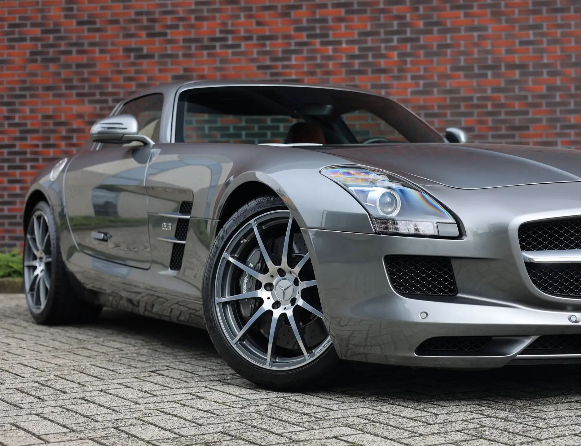 벤츠 SLS AMG 2010 회색 사진 4