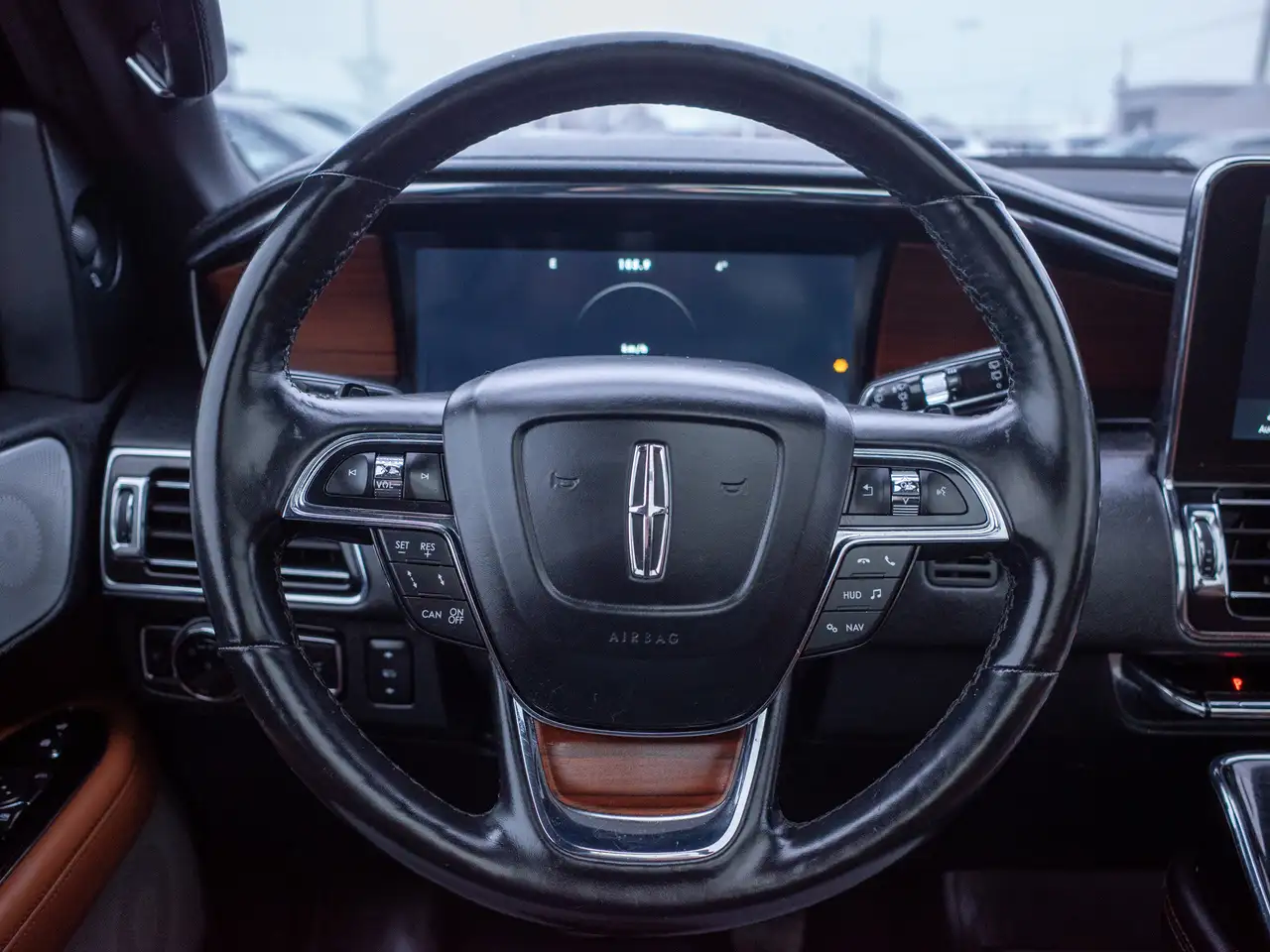 Lincoln Navigator снимка Lincoln Navigator