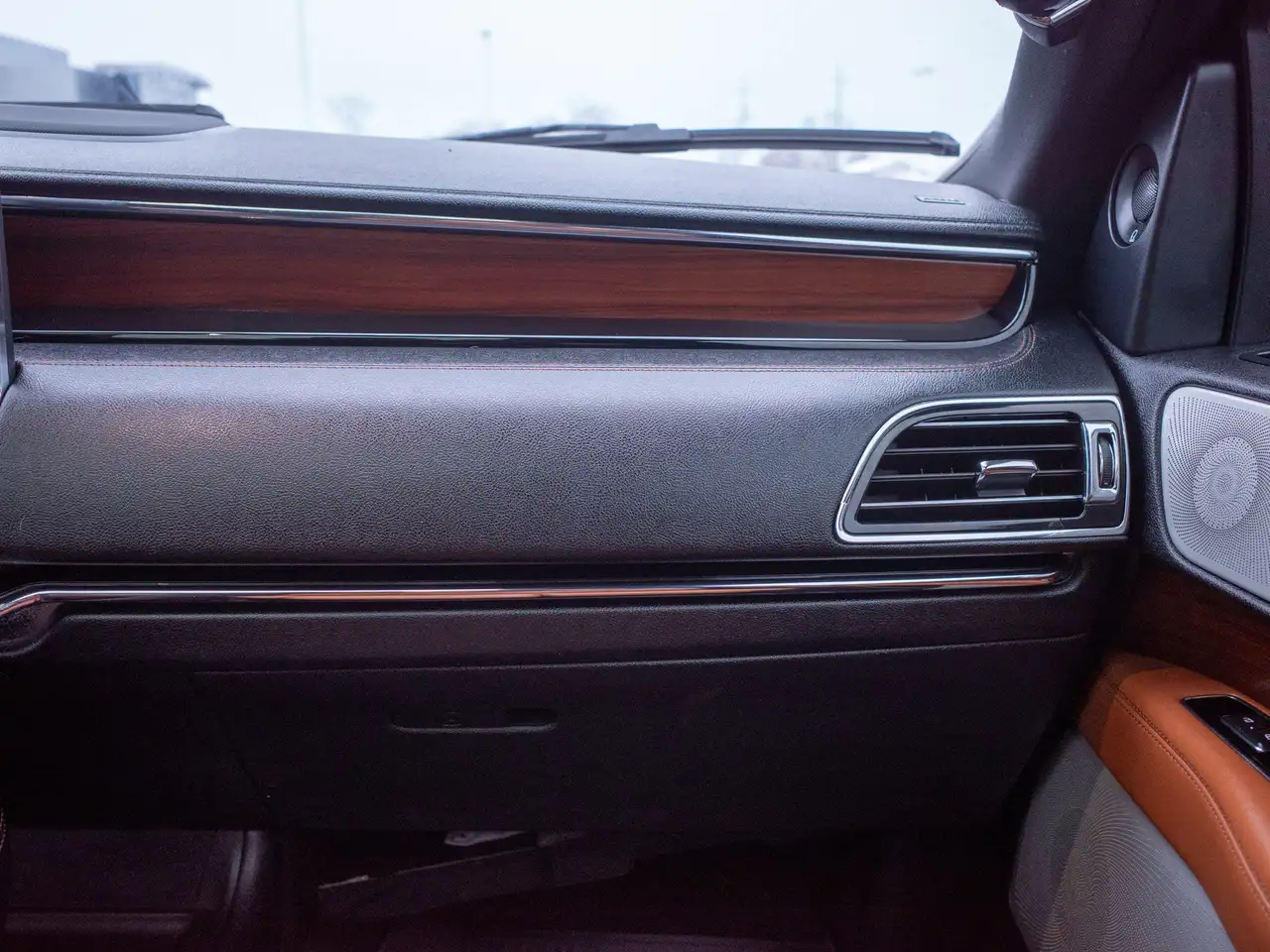 Lincoln Navigator снимка Lincoln Navigator