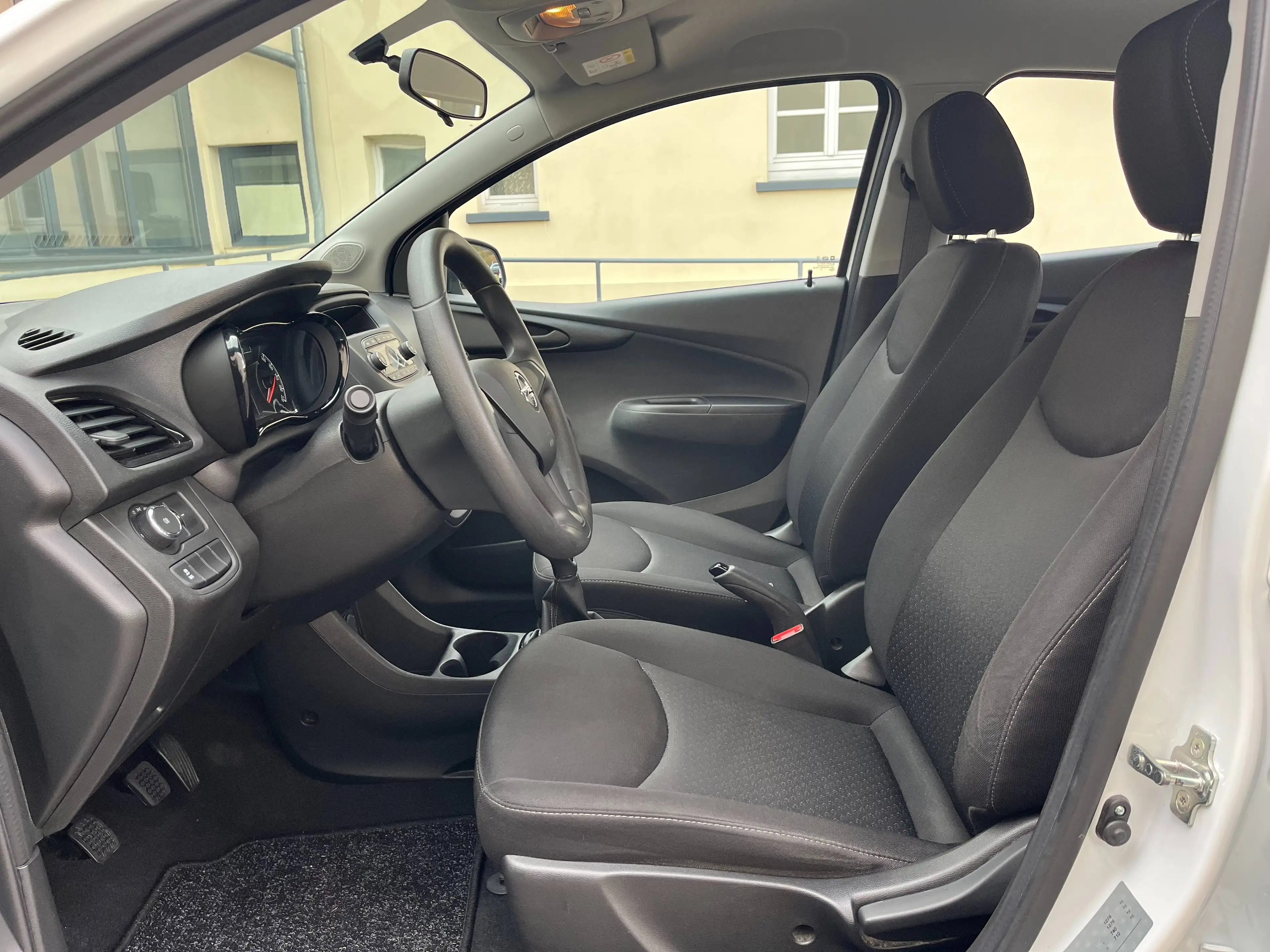 Opel Karl Selection,5Türig,Klima — photo 12