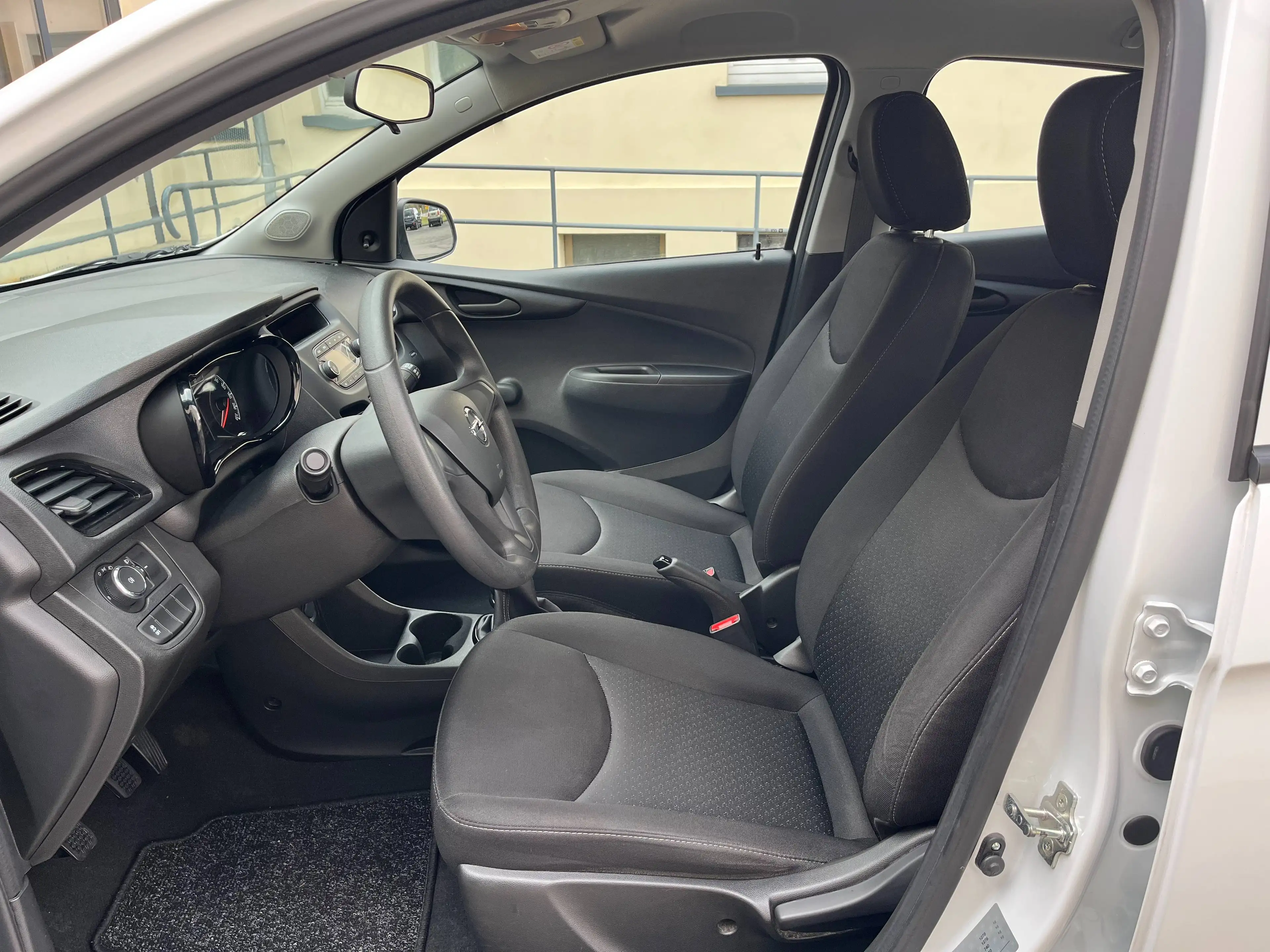 Opel Karl Selection,5Türig,Klima — photo 11