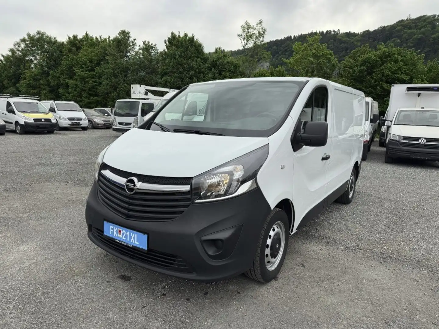 Opel Vivaro AHK Klima Weiß - 2