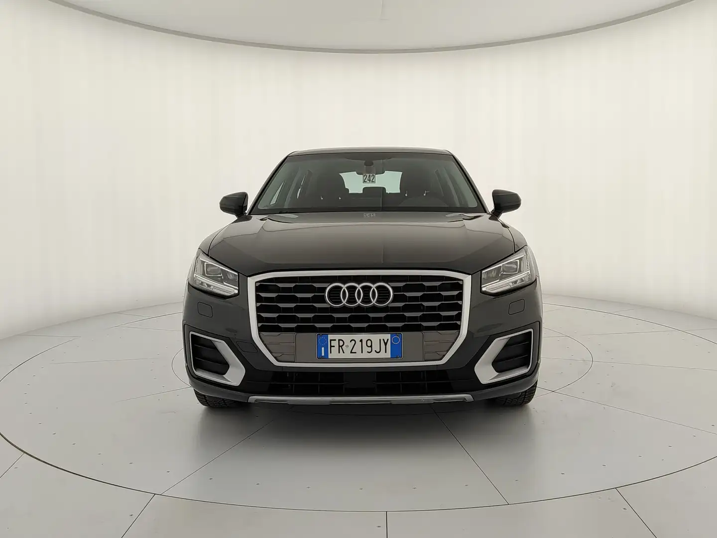 Audi Q2 1.6 TDI BUSINESS S-TRONIC Gris - 2