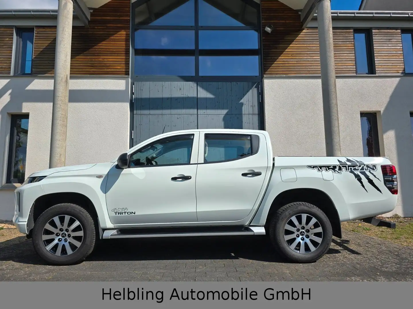 Mitsubishi L200 DK 4WD Automatik TRITON Weiß - 2
