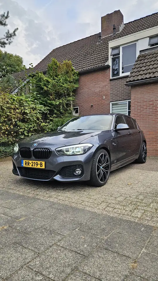 BMW 118