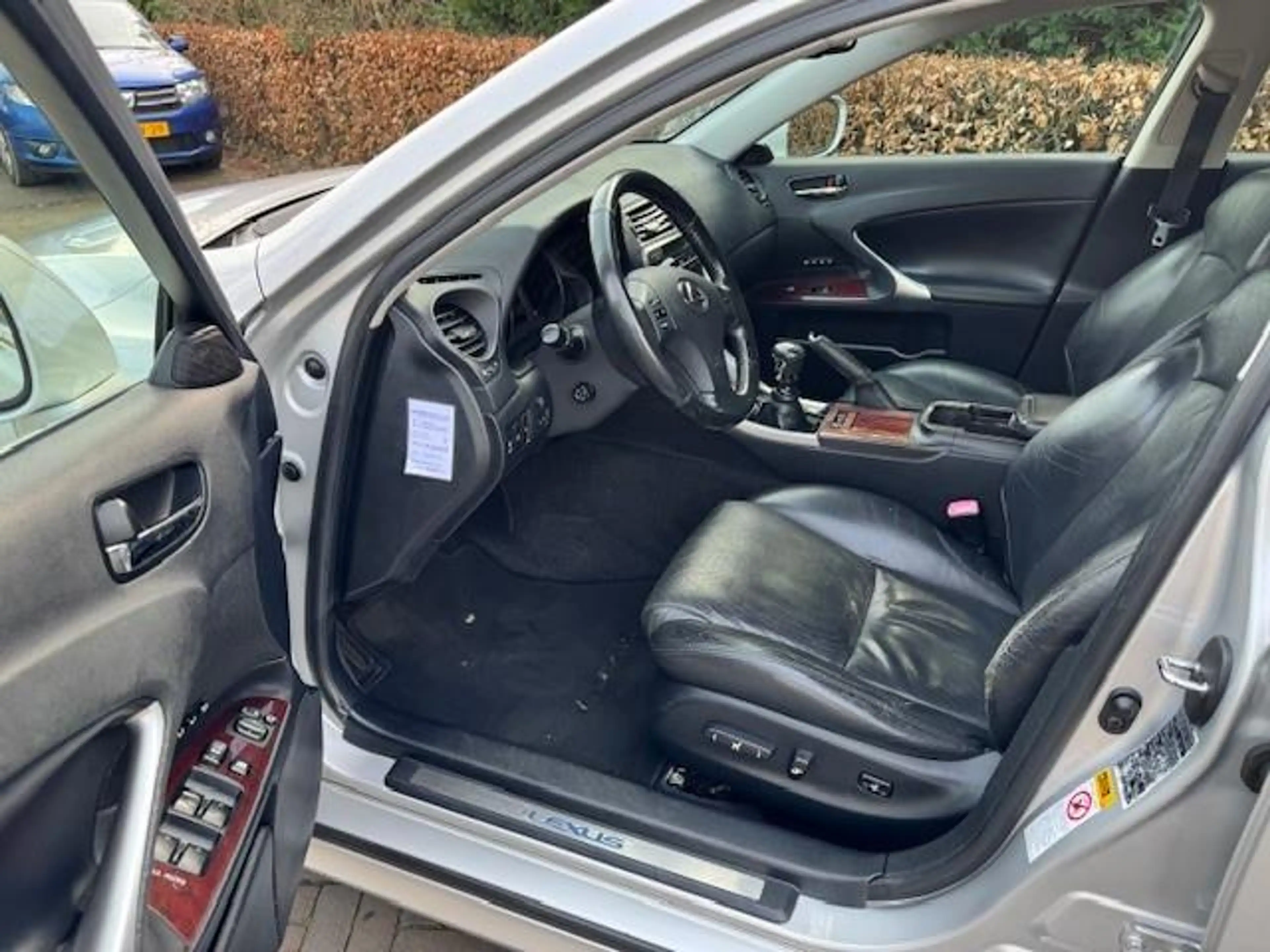 Lexus IS 250 EXECUTIVE/NL AUTO/XENON/LEER/TOPSTAAT — photo 5